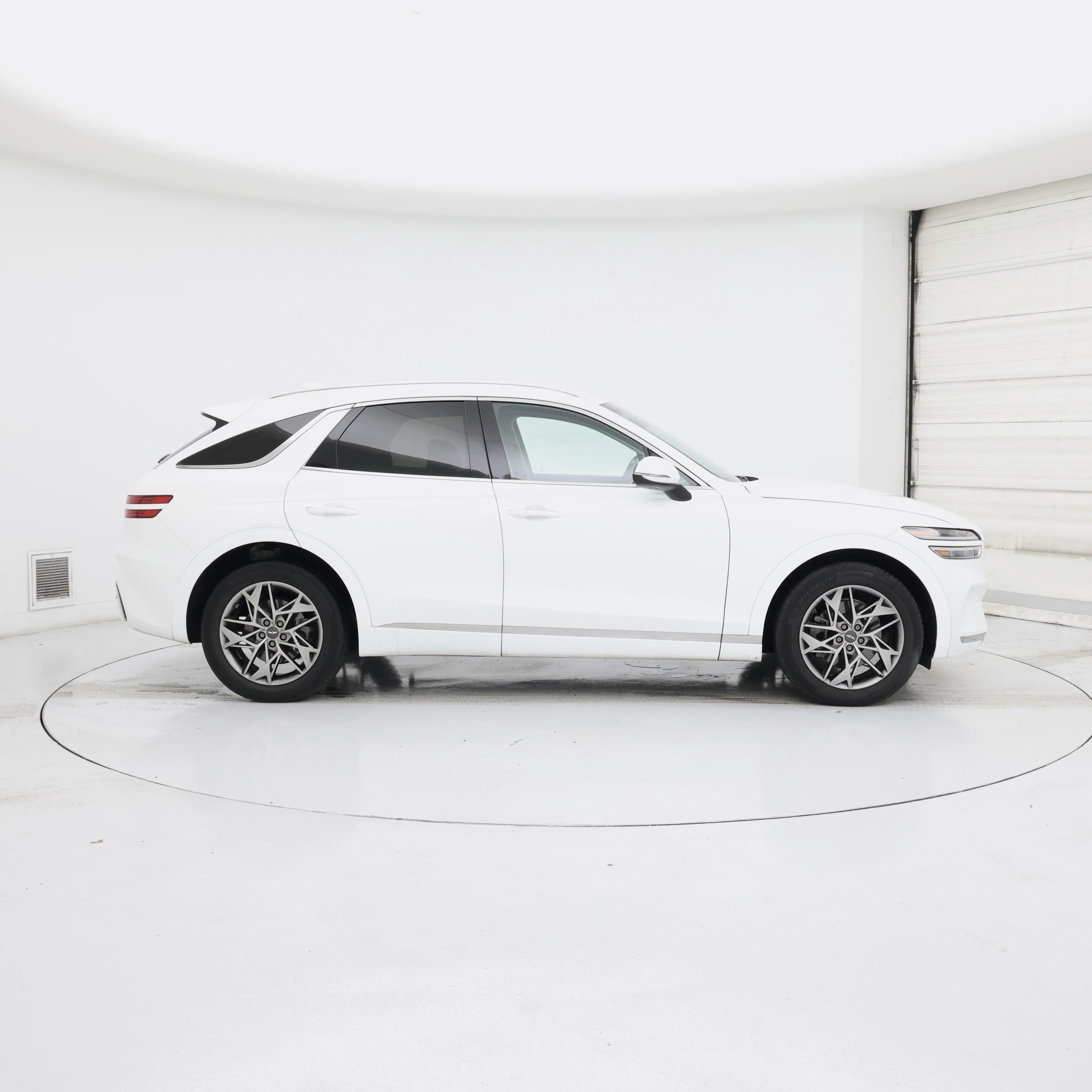 Thumbnail: 2022 Genesis GV70 - 7