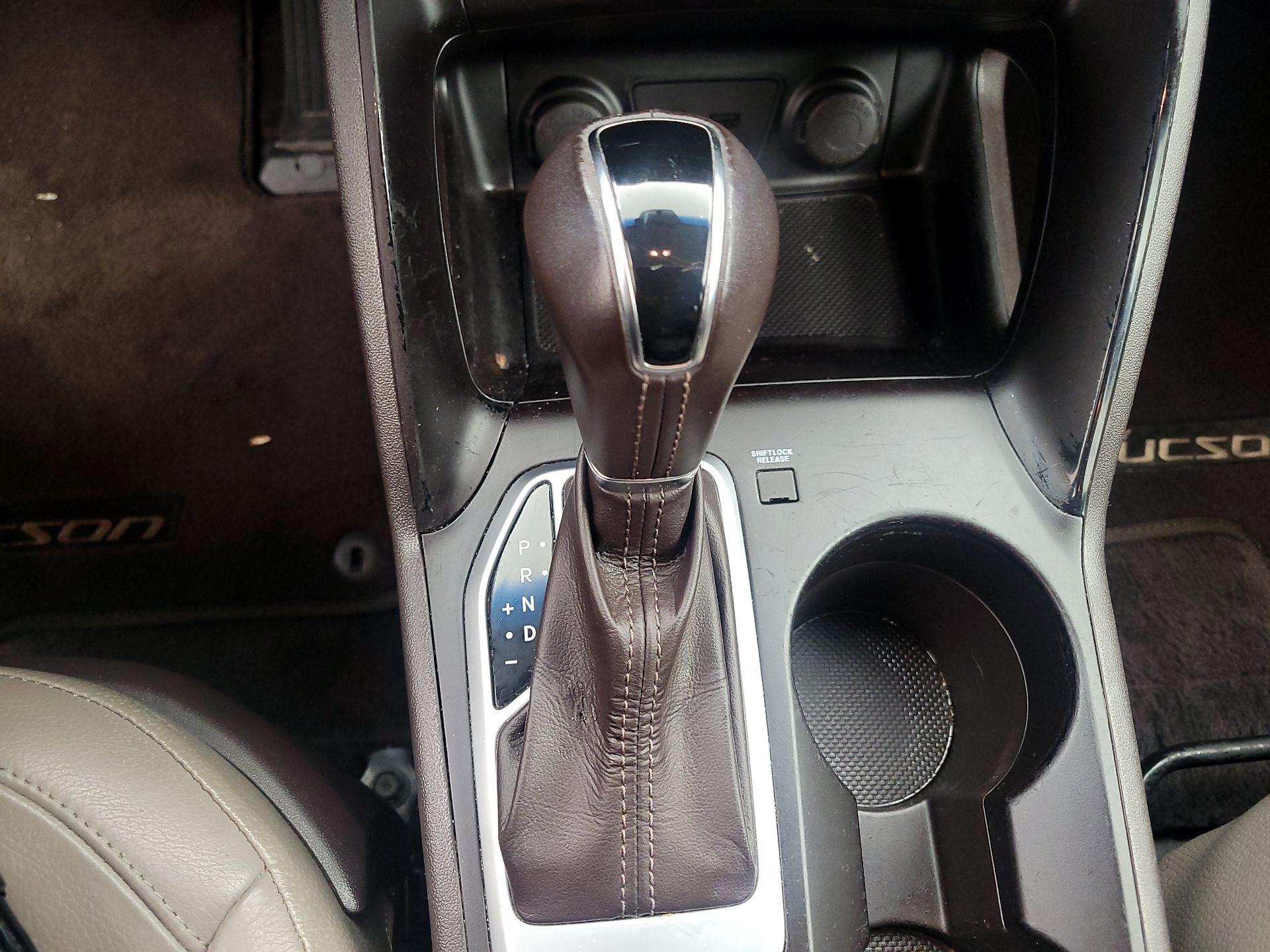 Thumbnail: 2014 Hyundai Tucson - 17