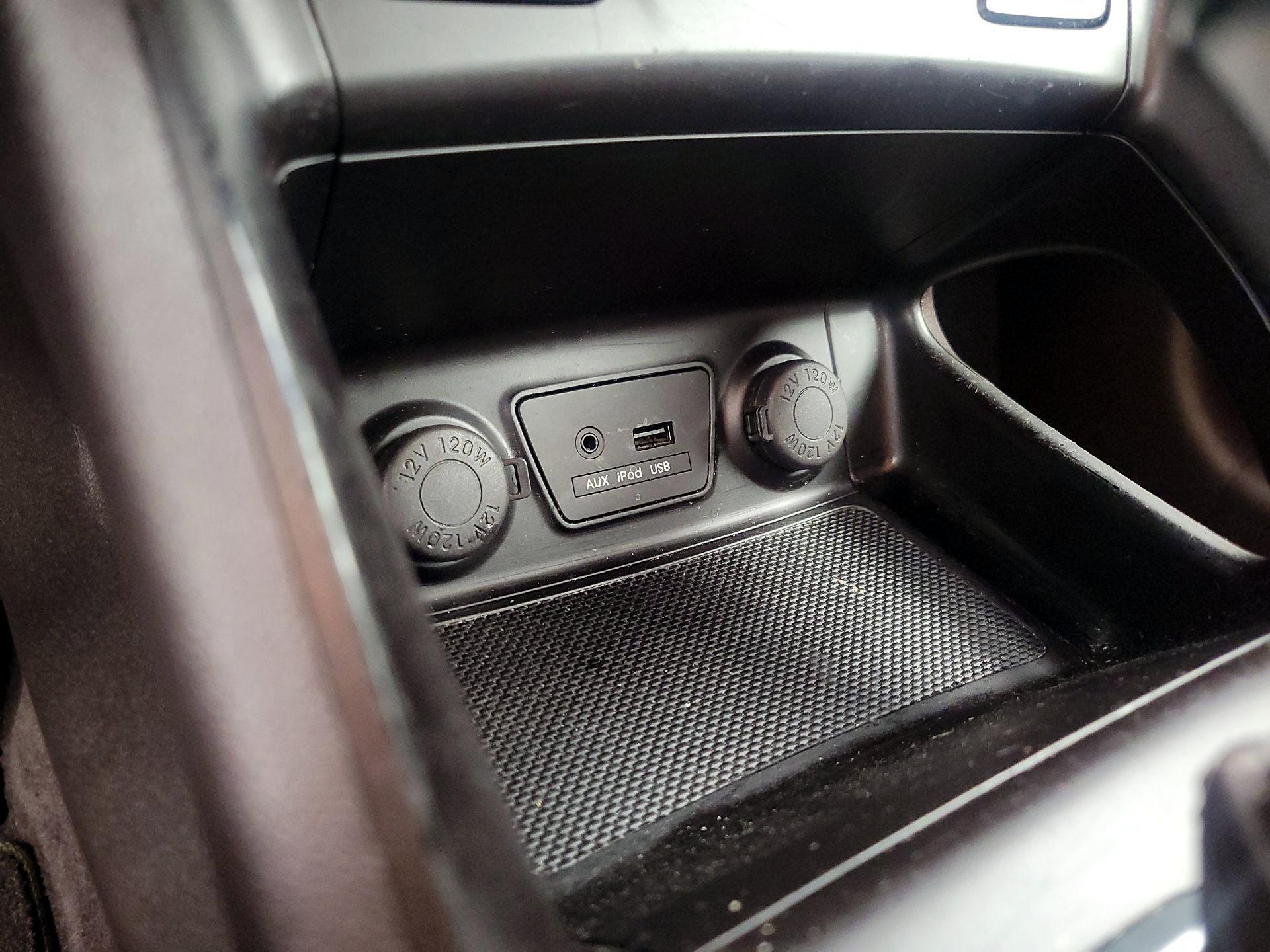 Thumbnail: 2014 Hyundai Tucson - 18