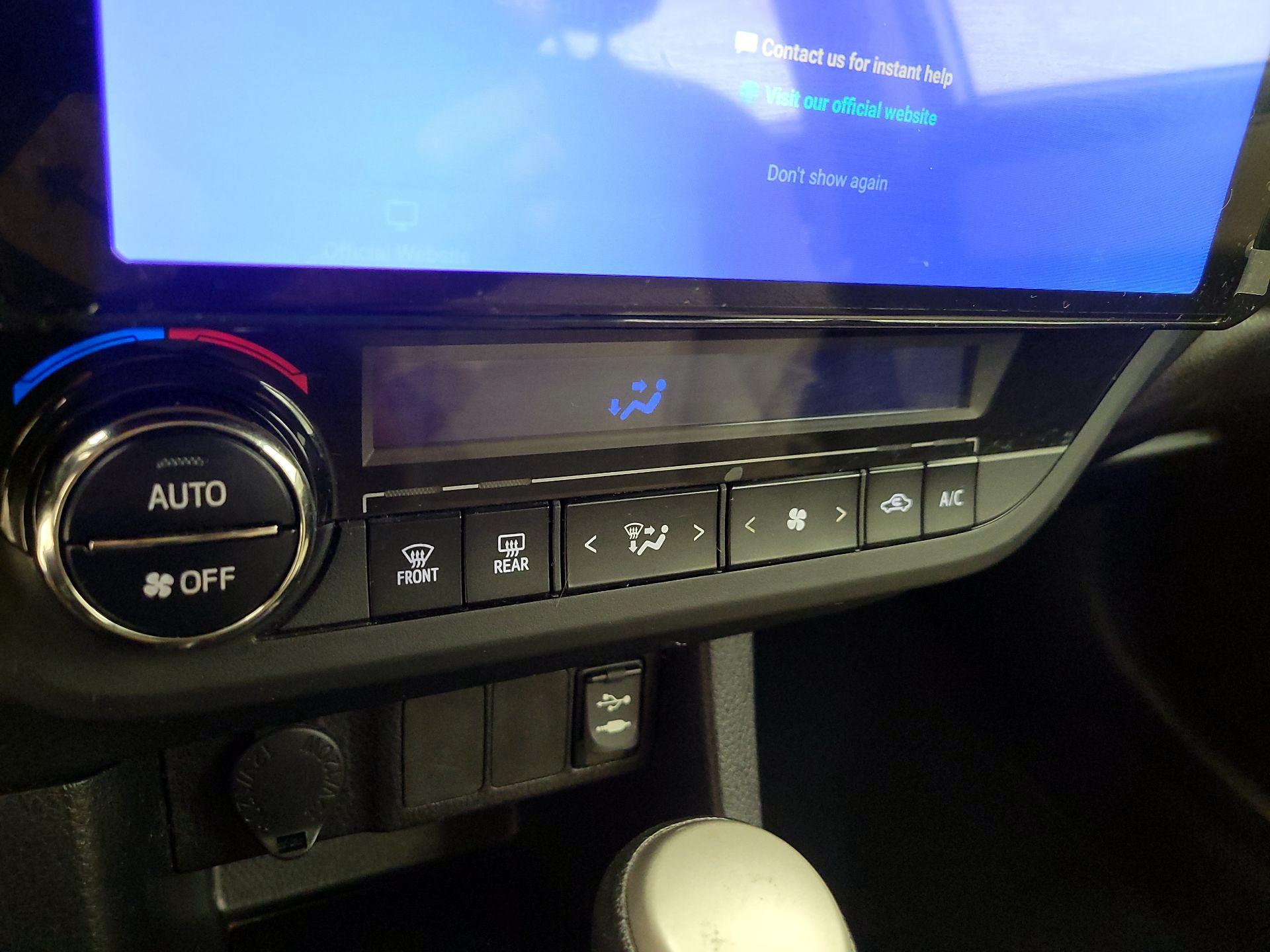 Thumbnail: 2014 Toyota Corolla - 14