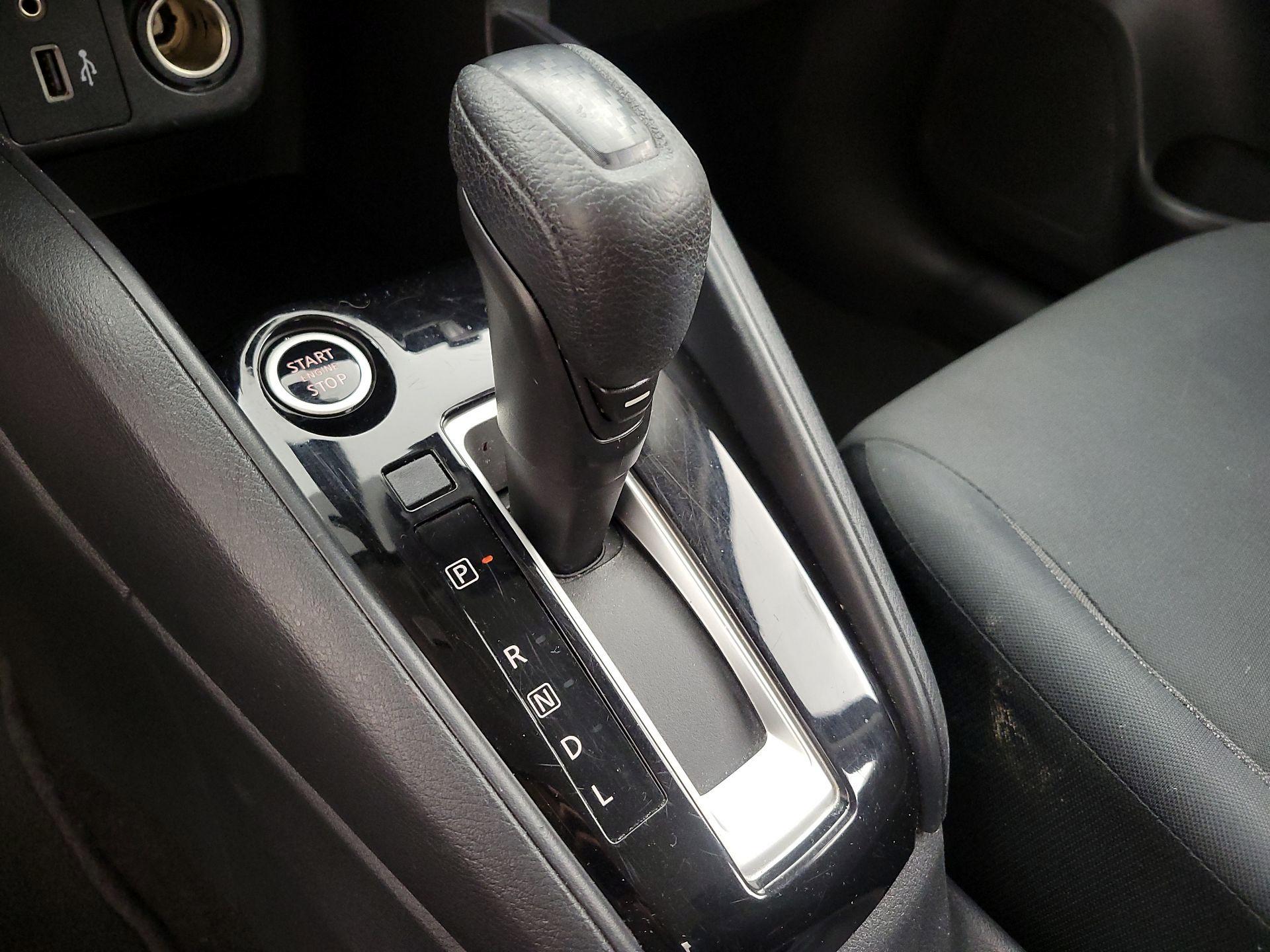 Thumbnail: 2020 Nissan Versa - 17