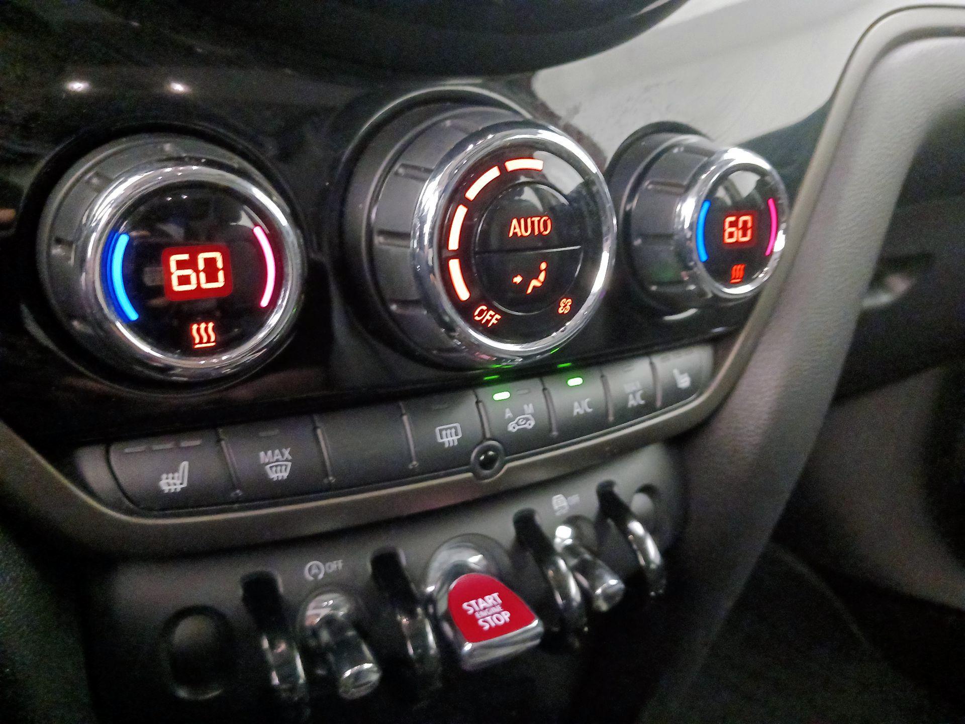 Thumbnail: 2022 MINI Cooper Countryman - 16