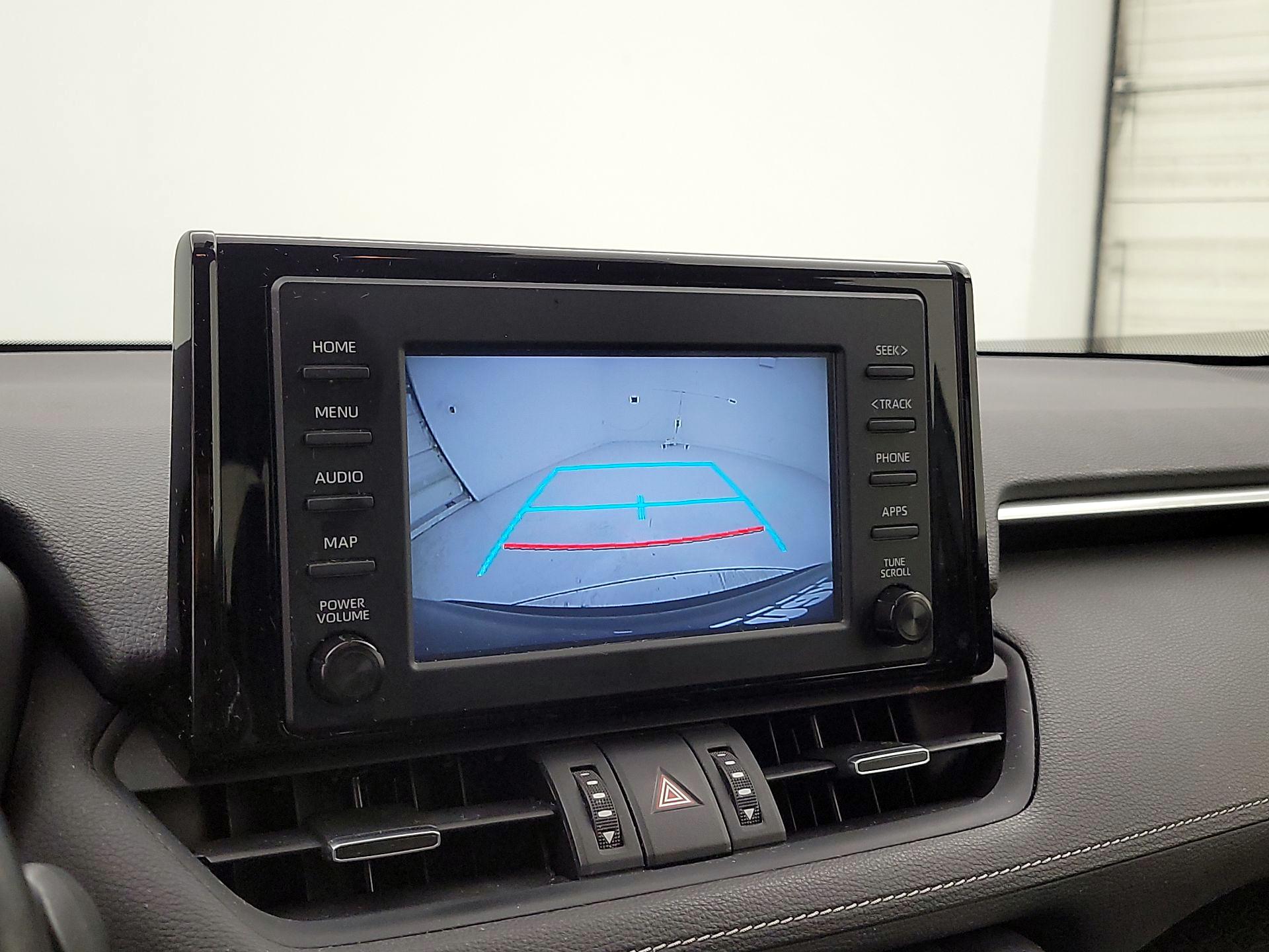 Thumbnail: 2019 Toyota RAV4 - 14