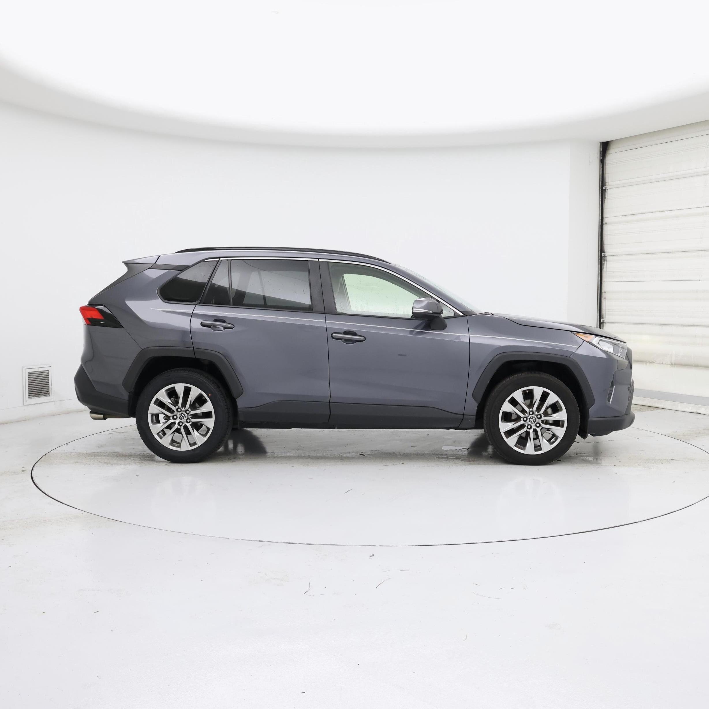 Thumbnail: 2019 Toyota RAV4 - 7