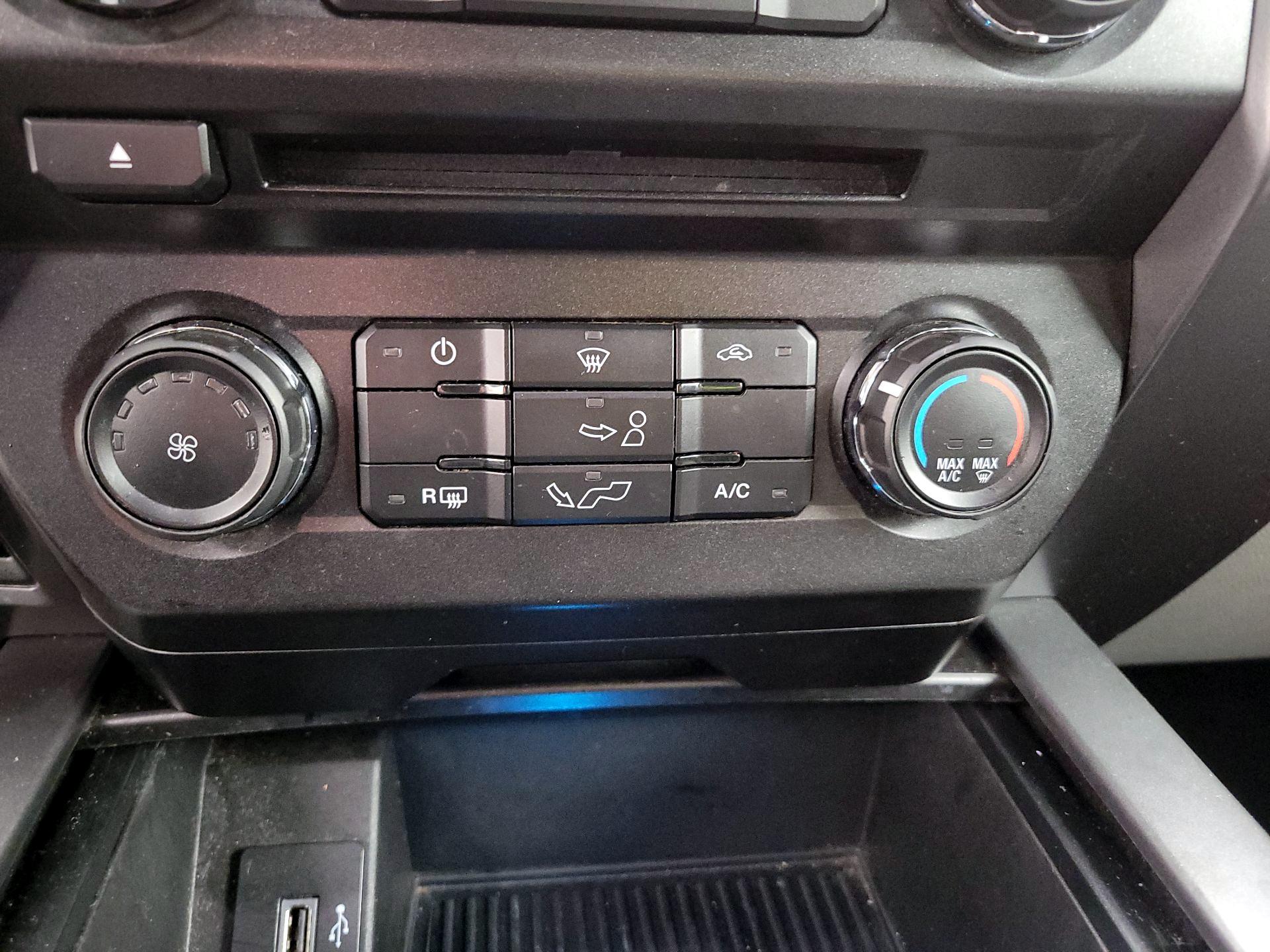 Thumbnail: 2017 Ford F-150 - 16