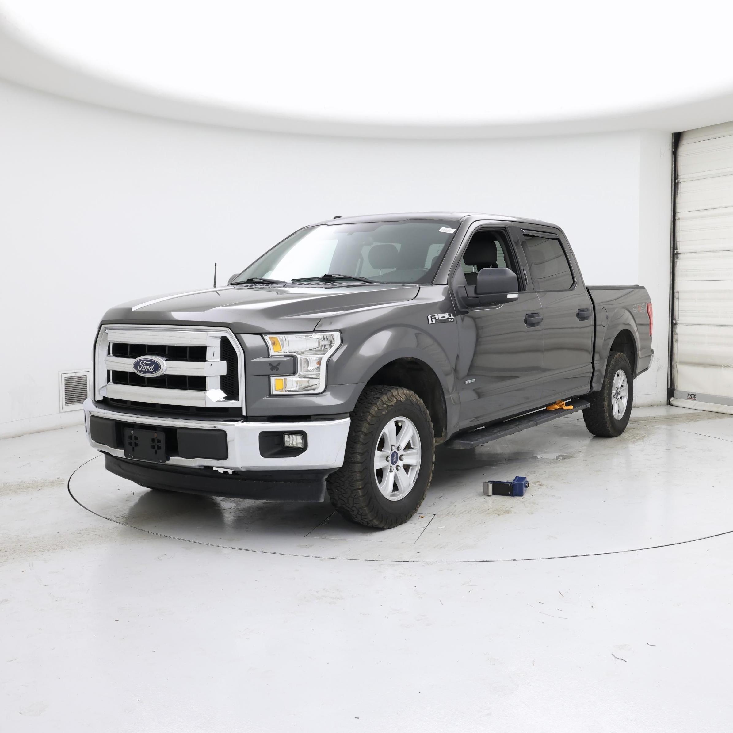 Thumbnail: 2017 Ford F-150 - 4