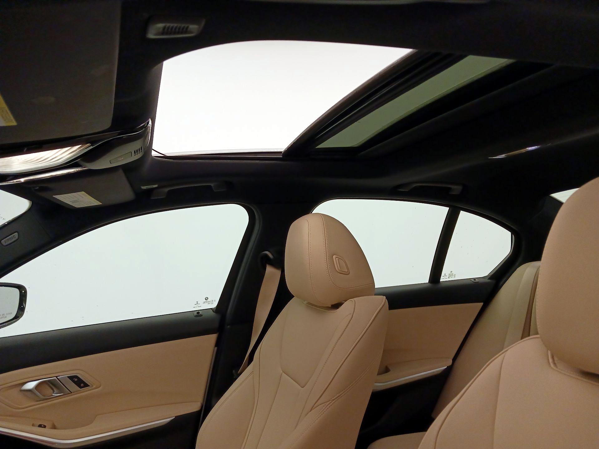 Thumbnail: 2021 BMW 3 Series - 20