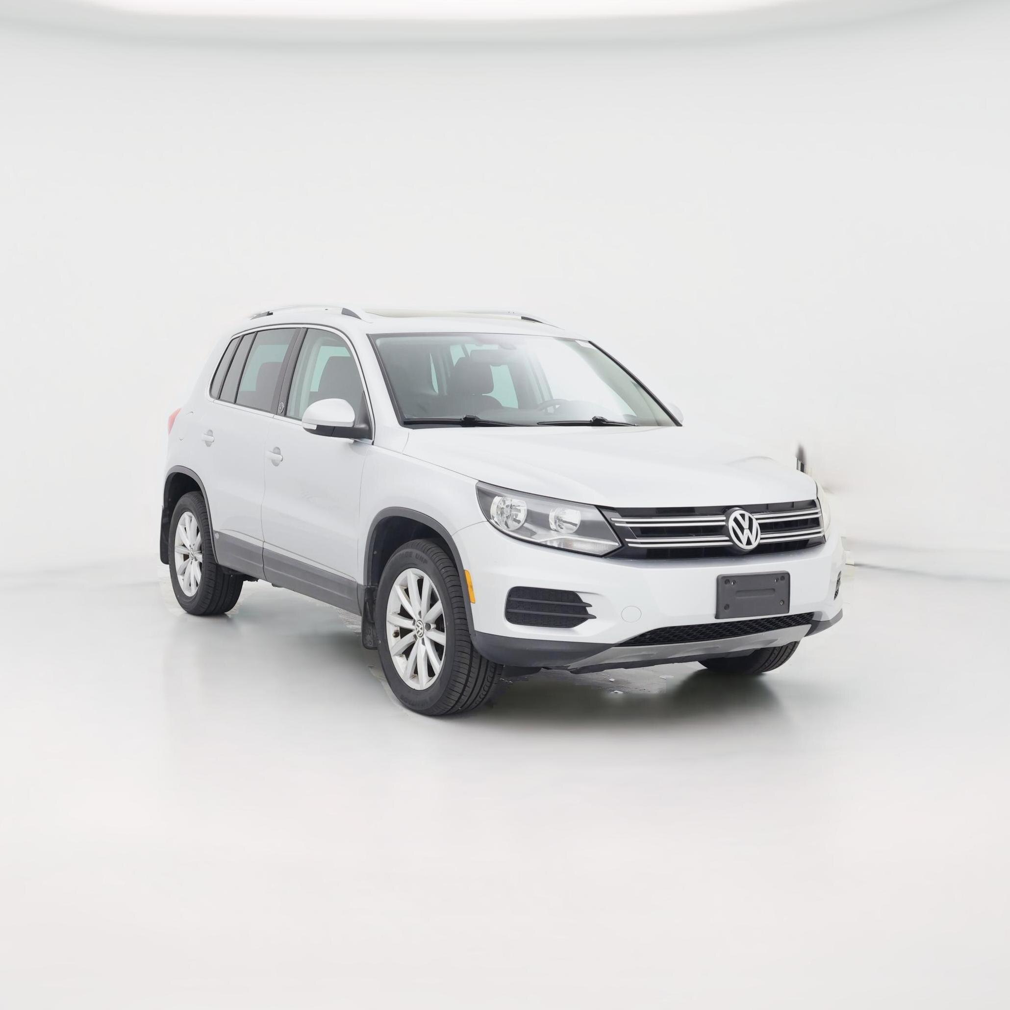 Thumbnail: 2017 Volkswagen Tiguan - 1