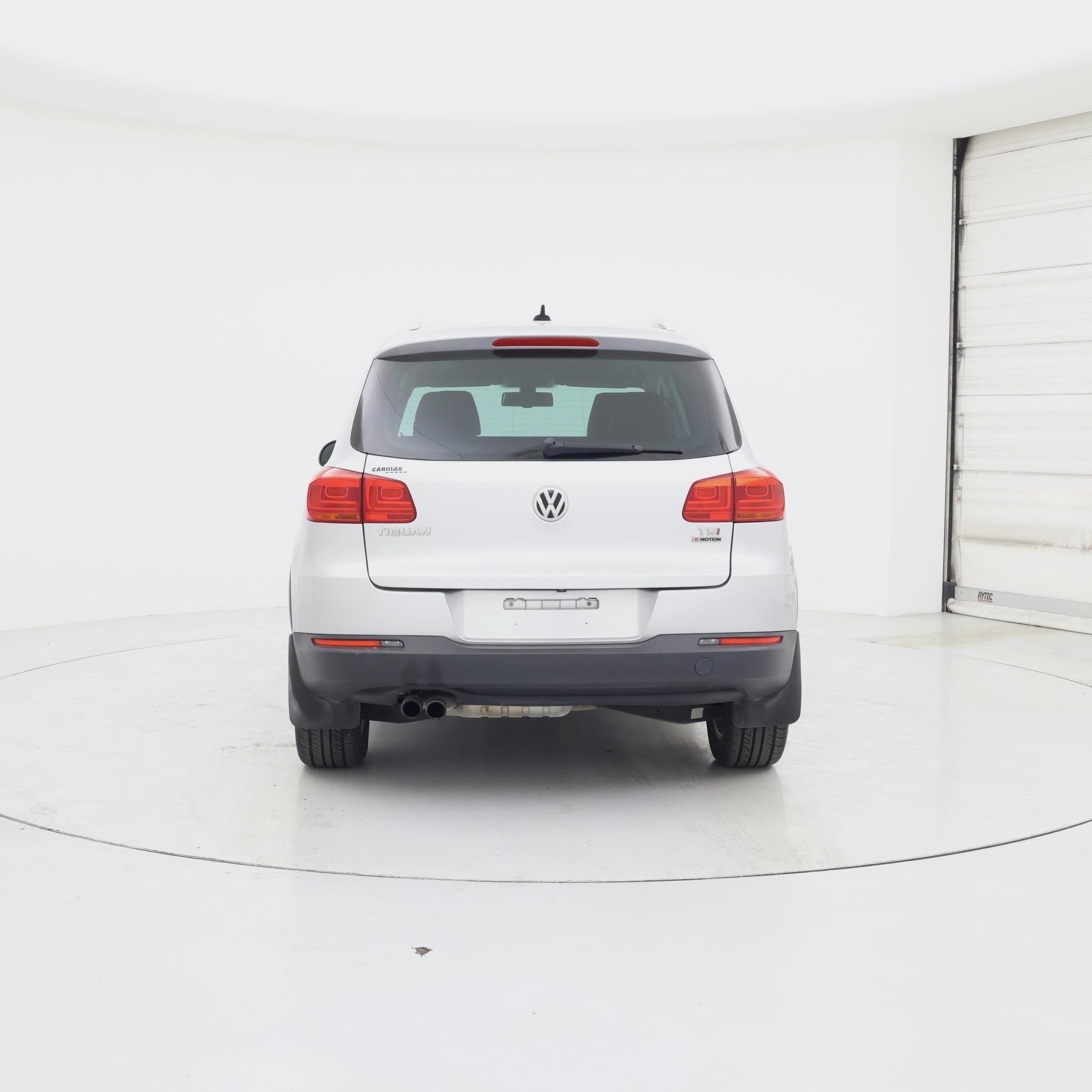 Thumbnail: 2017 Volkswagen Tiguan - 6