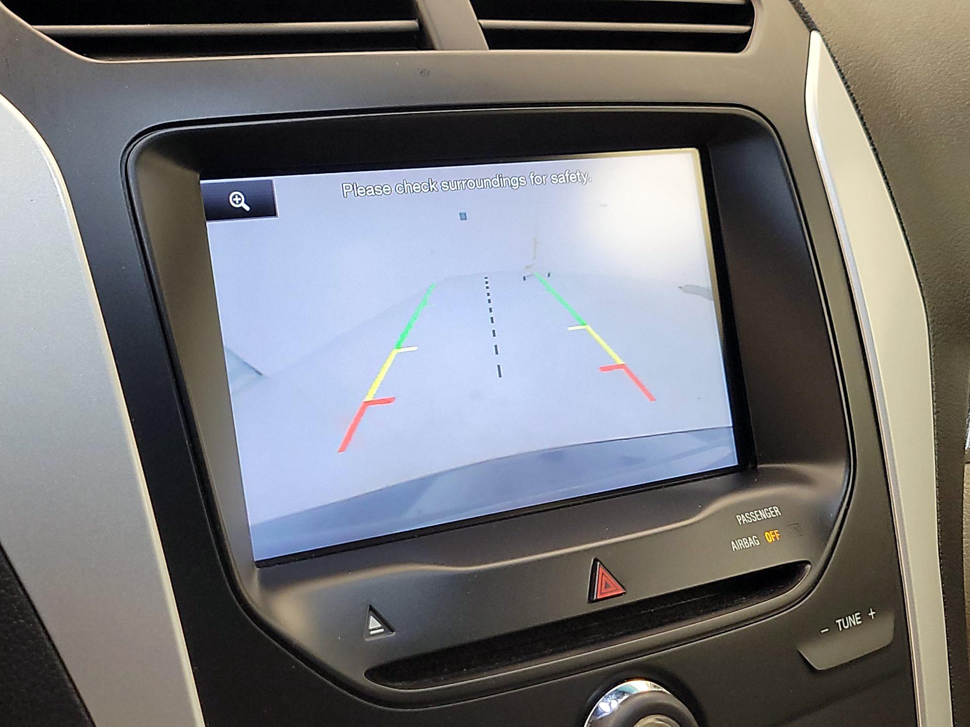 Thumbnail: 2015 Ford Explorer - 14