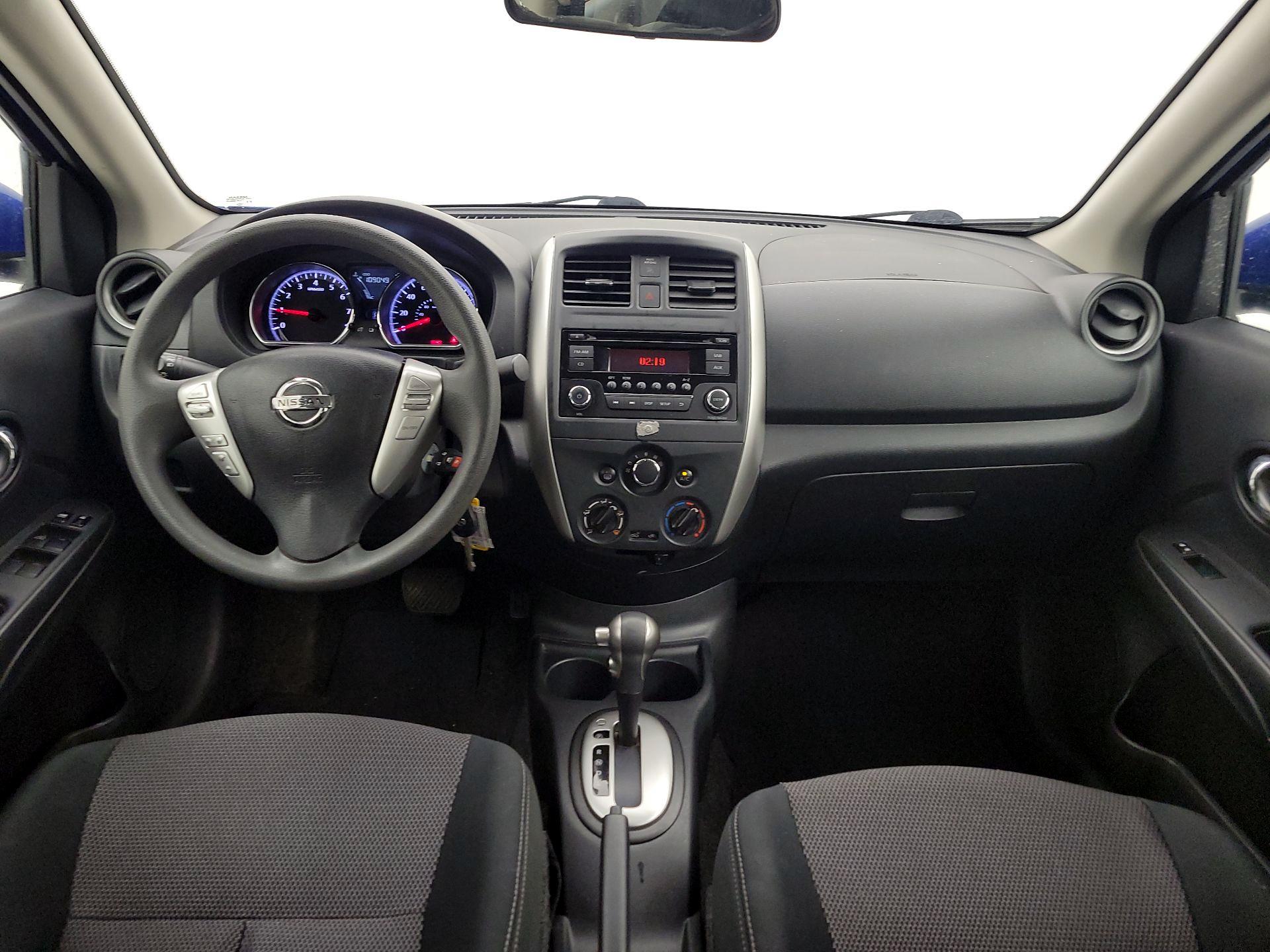 Thumbnail: 2016 Nissan Versa - 9