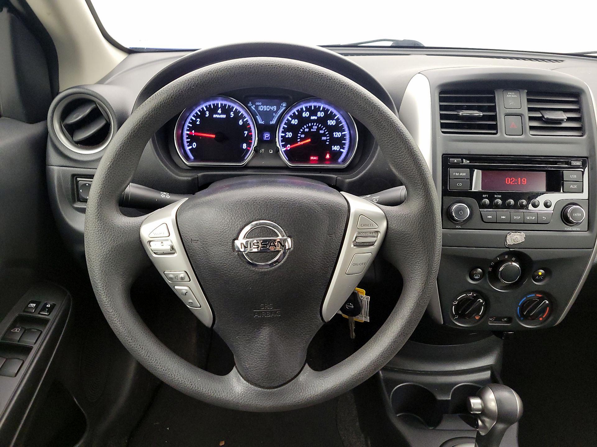 Thumbnail: 2016 Nissan Versa - 10