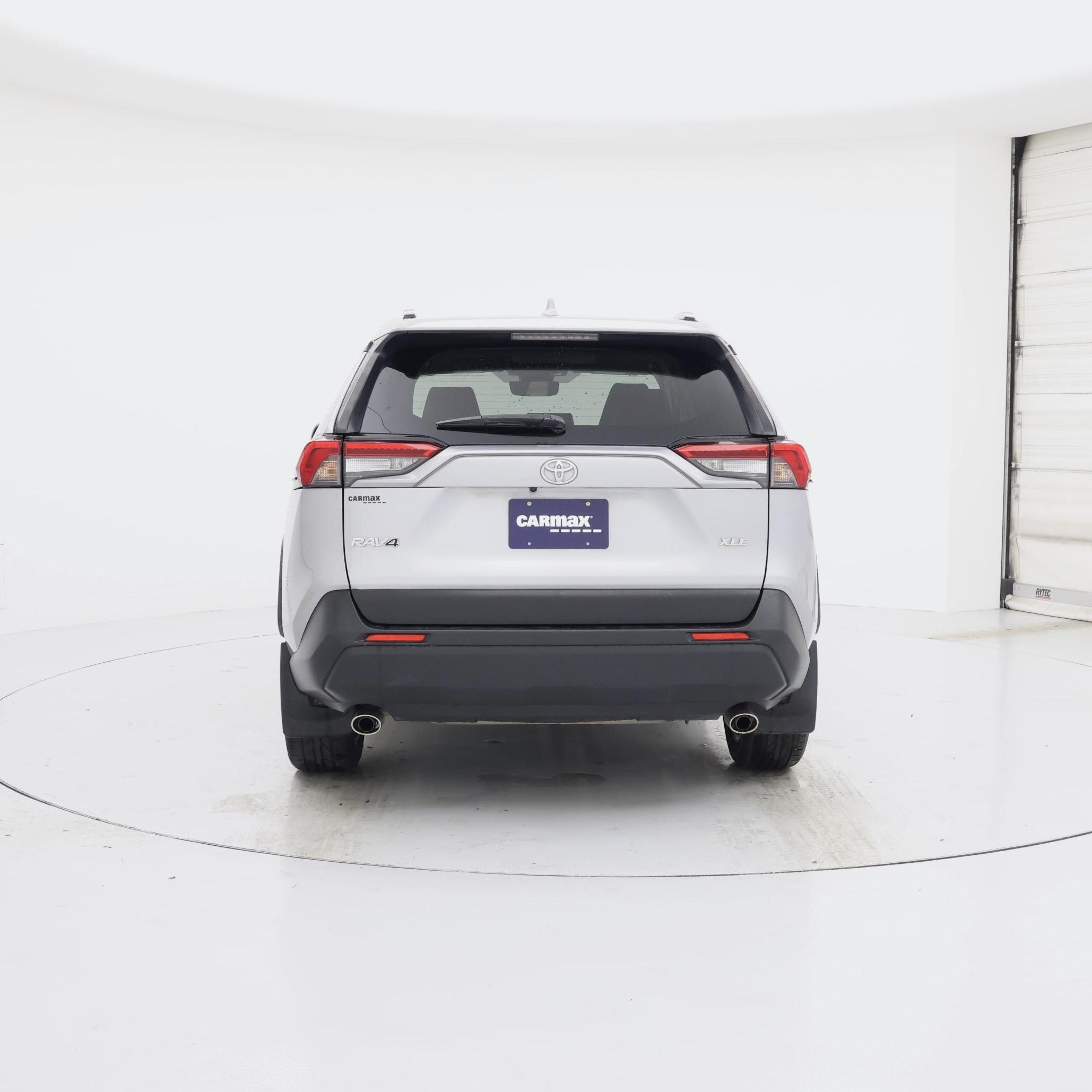 Thumbnail: 2019 Toyota RAV4 - 6