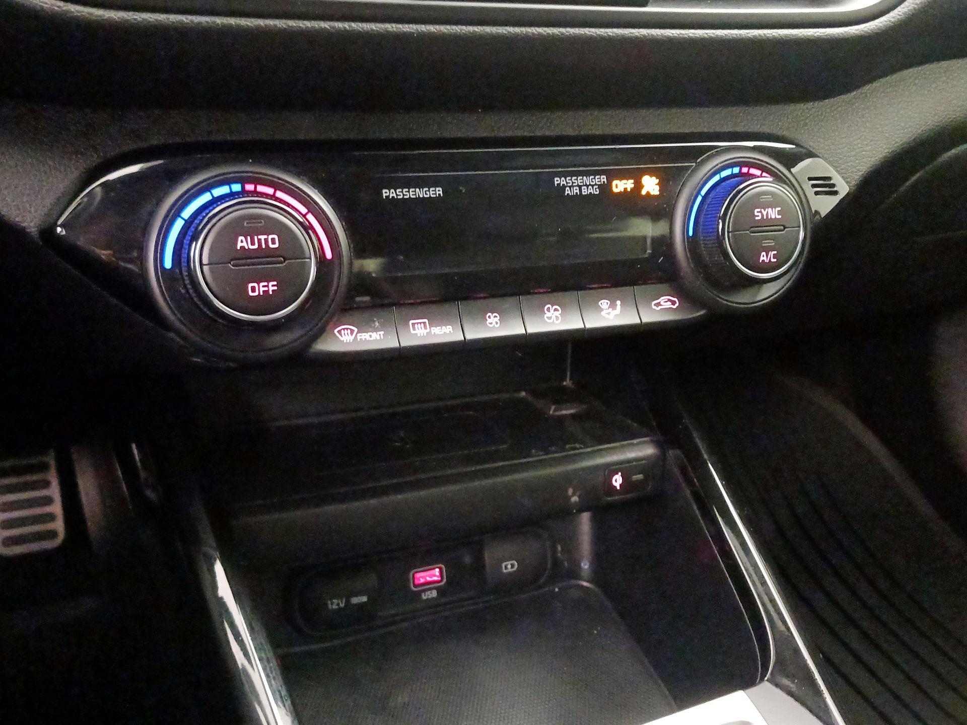 Thumbnail: 2024 Kia Forte - 17