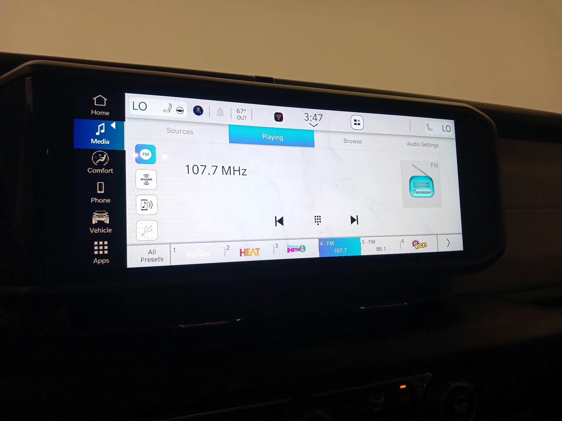 Thumbnail: 2024 Jeep Wrangler - 15