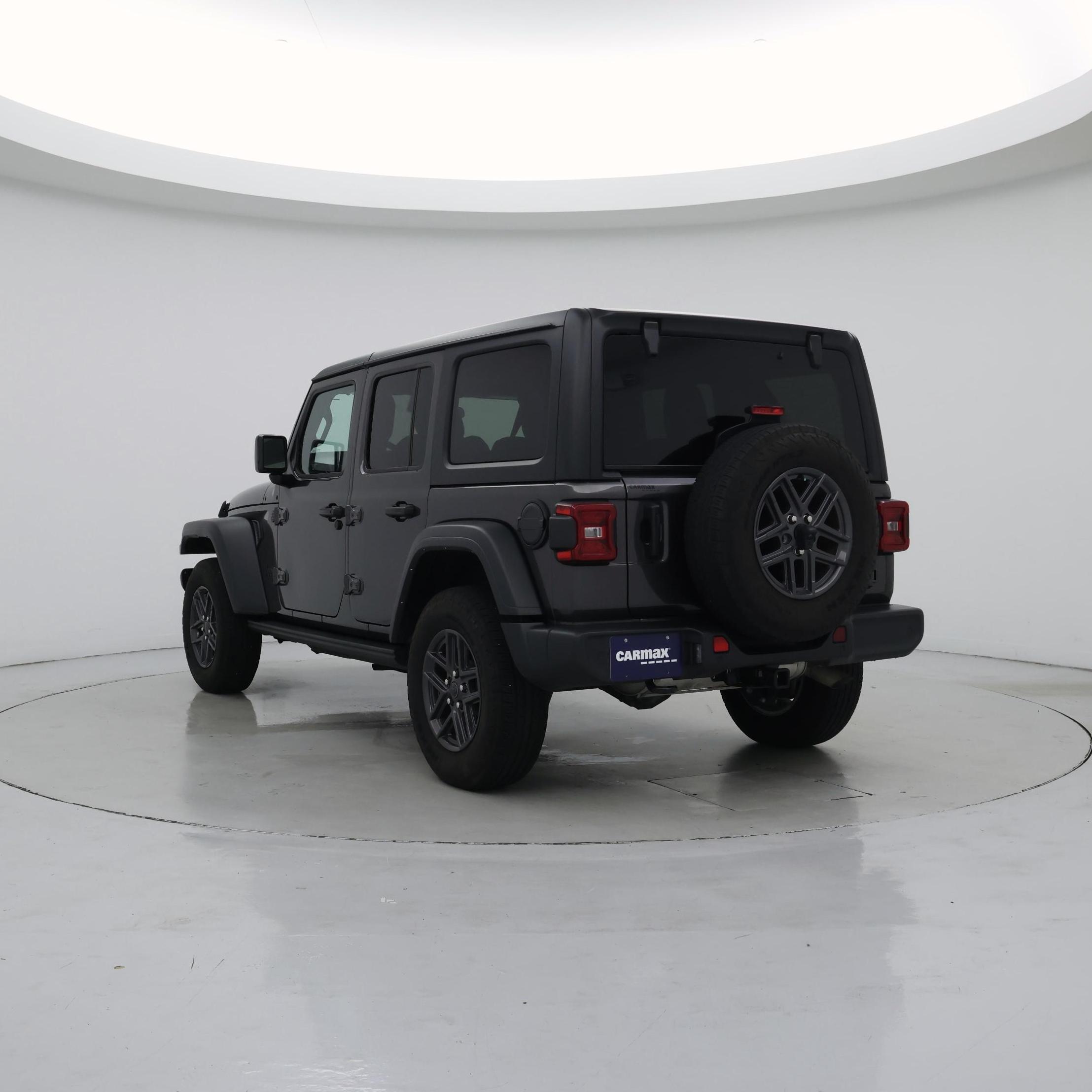 Thumbnail: 2024 Jeep Wrangler - 2