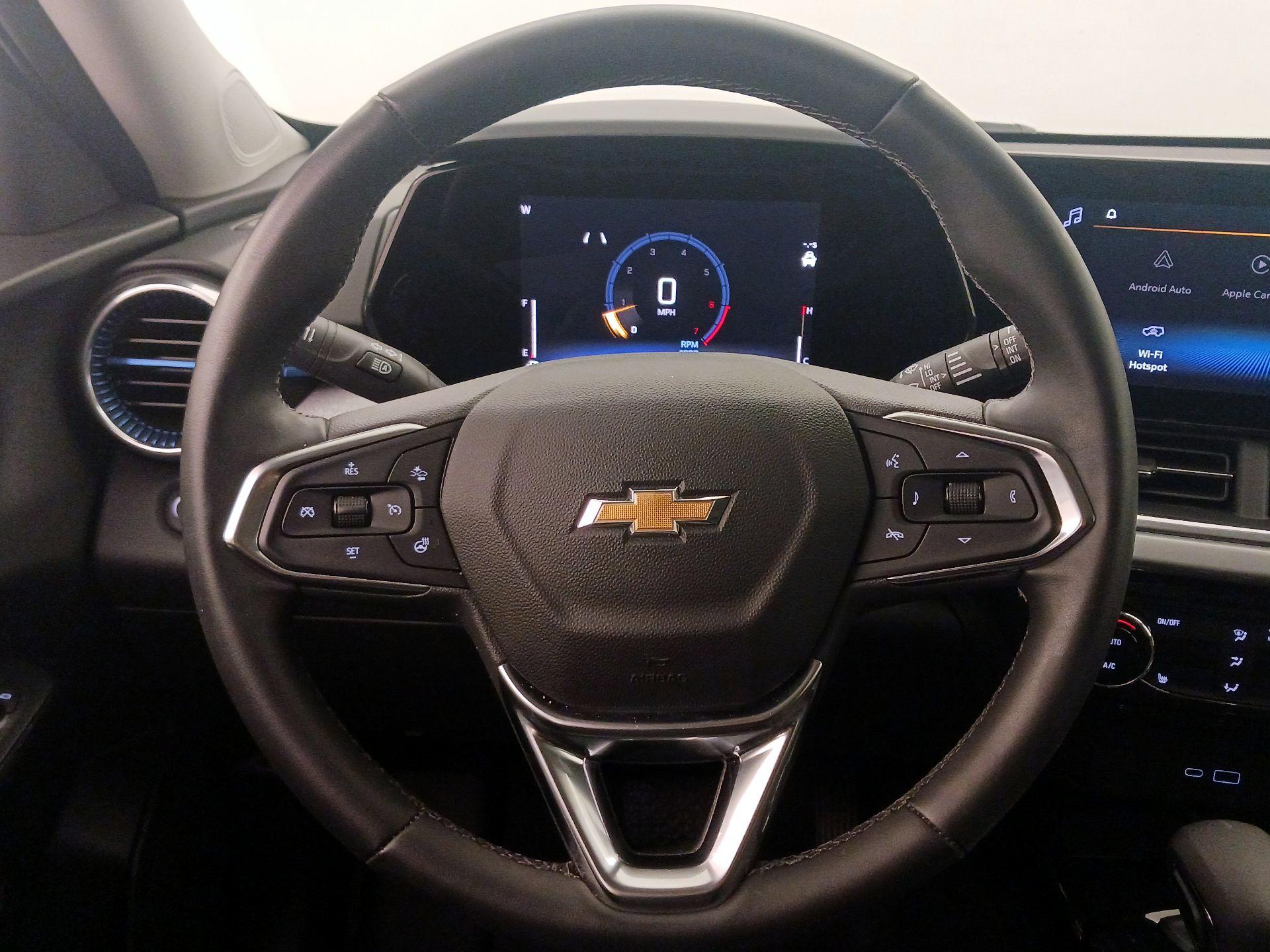 Thumbnail: 2024 Chevrolet Trax - 10