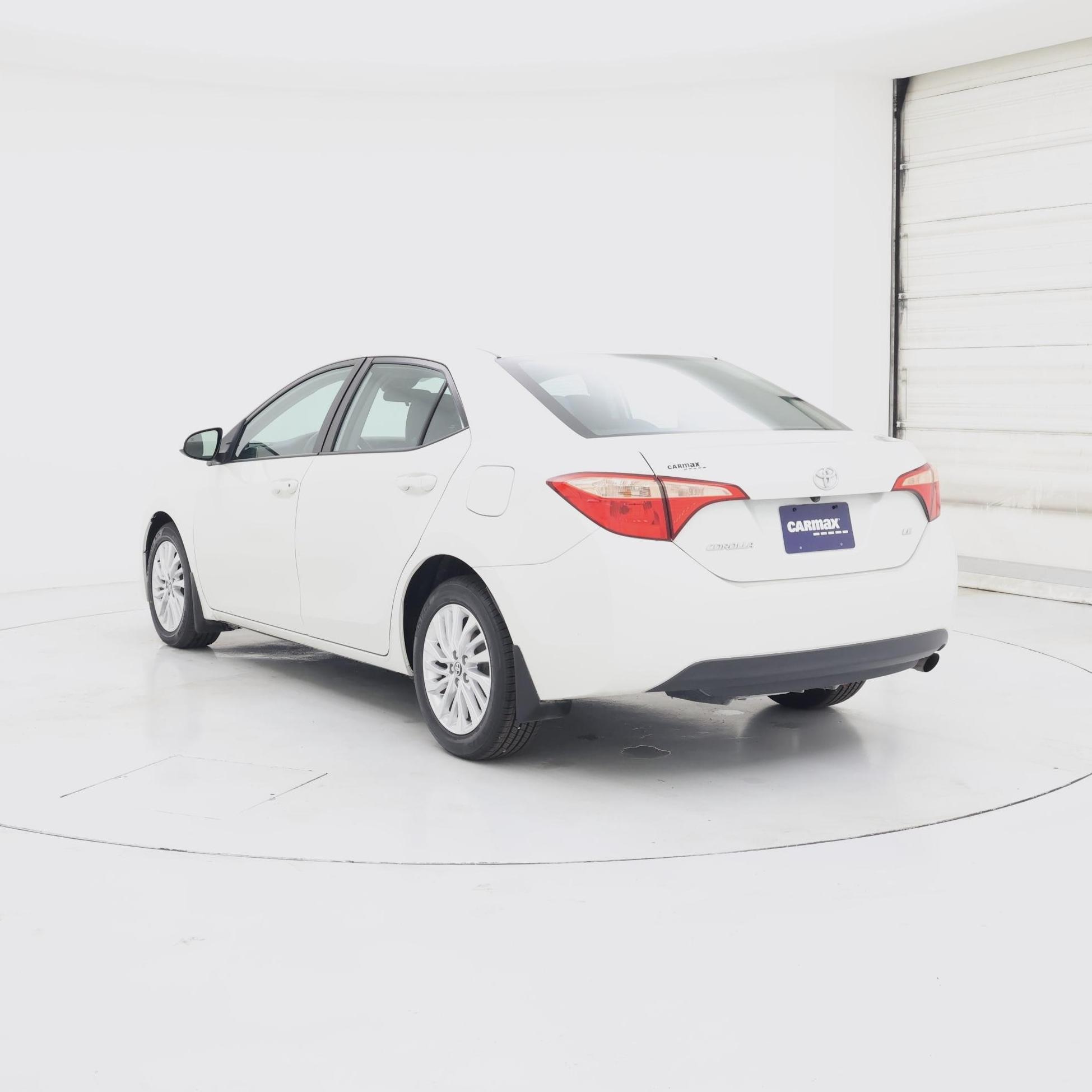 Thumbnail: 2018 Toyota Corolla - 2