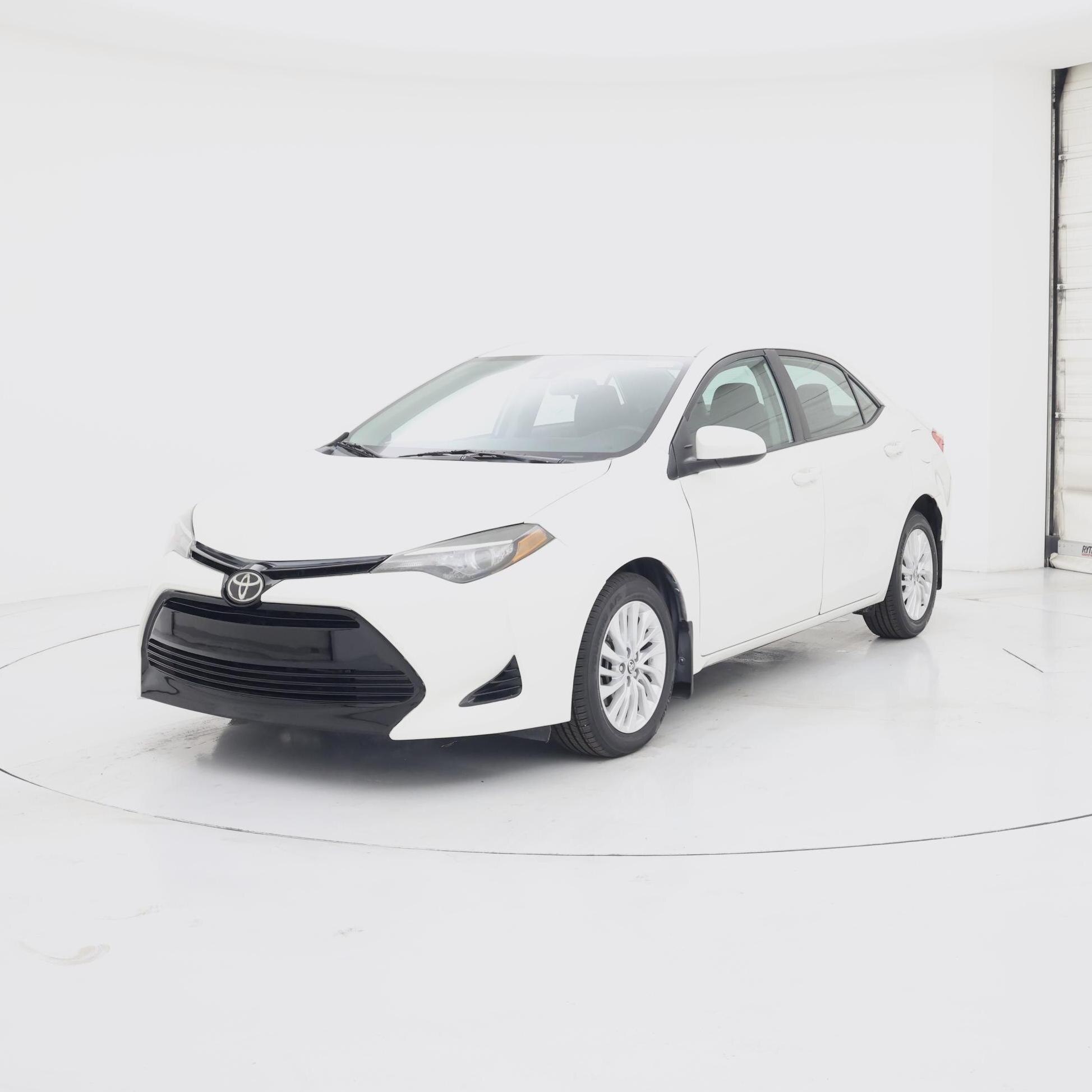 Thumbnail: 2018 Toyota Corolla - 4
