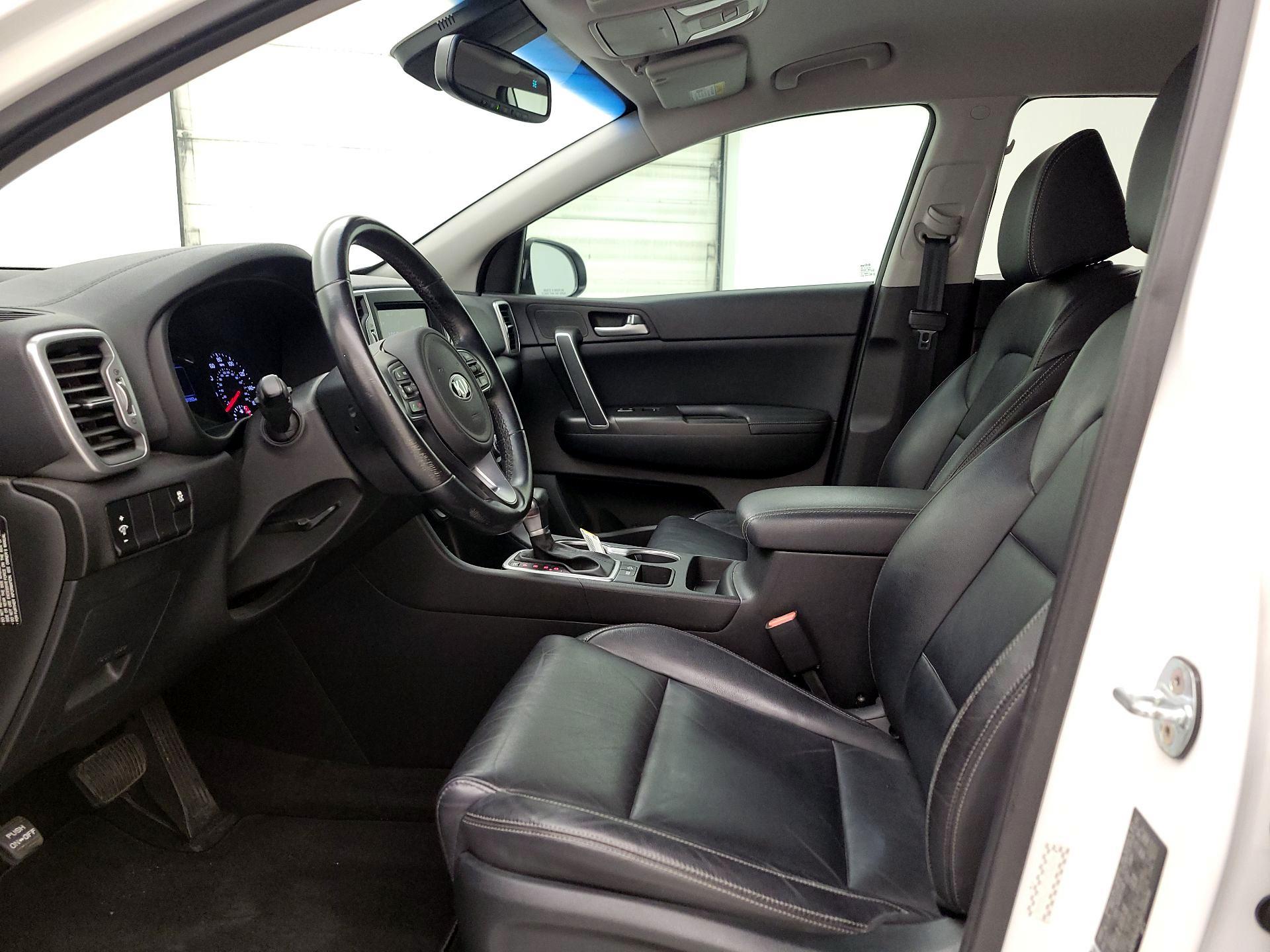 Thumbnail: 2017 Kia Sportage - 11