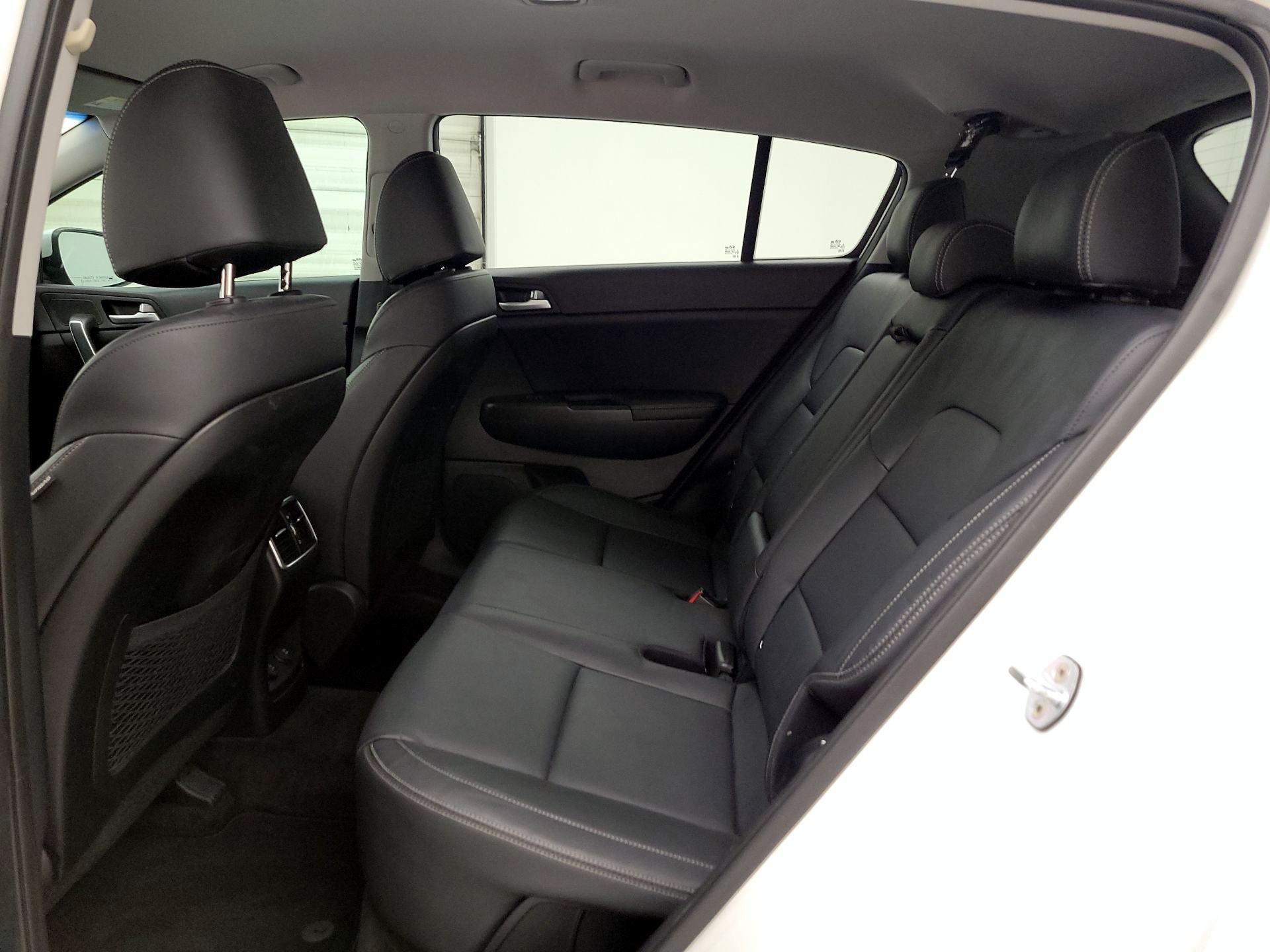 Thumbnail: 2017 Kia Sportage - 19