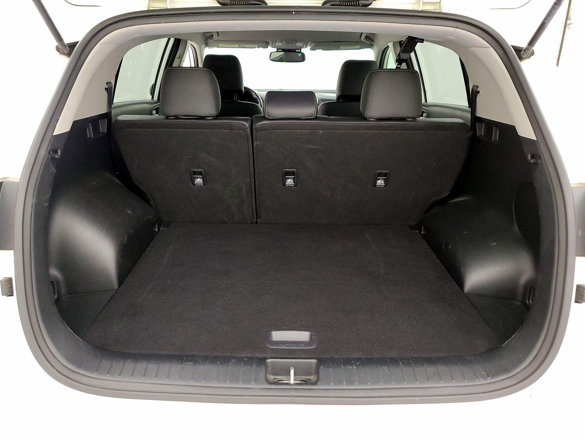 Thumbnail: 2017 Kia Sportage - 20