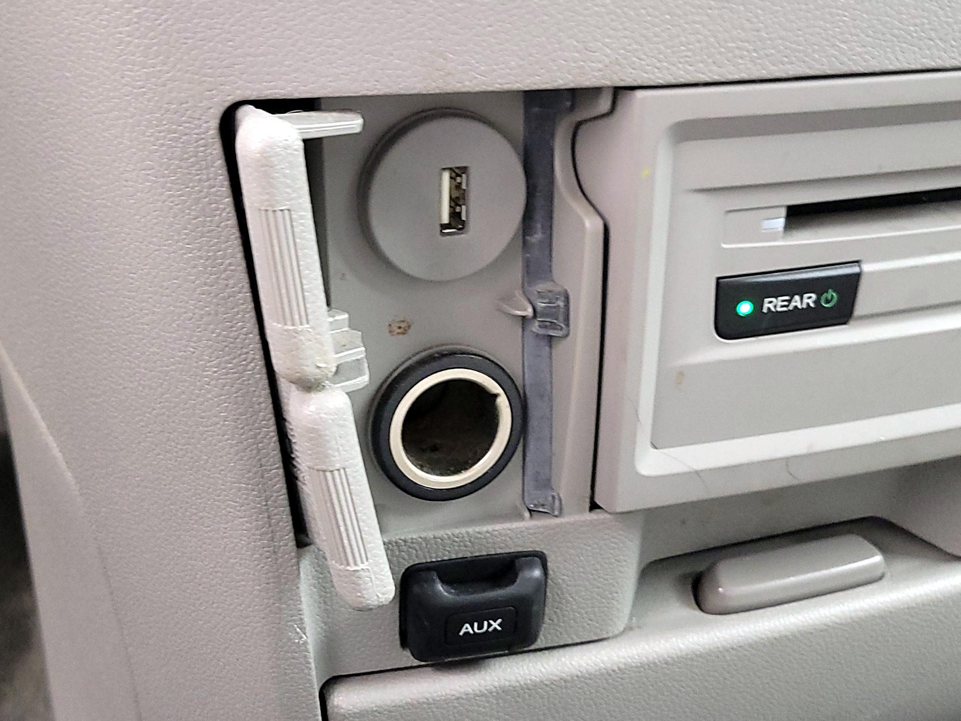 Thumbnail: 2014 Honda Odyssey - 19