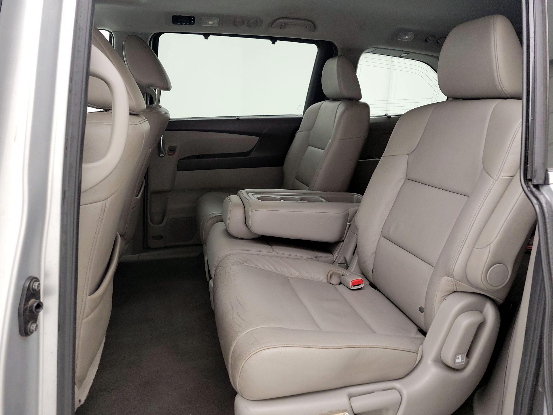 Thumbnail: 2014 Honda Odyssey - 20