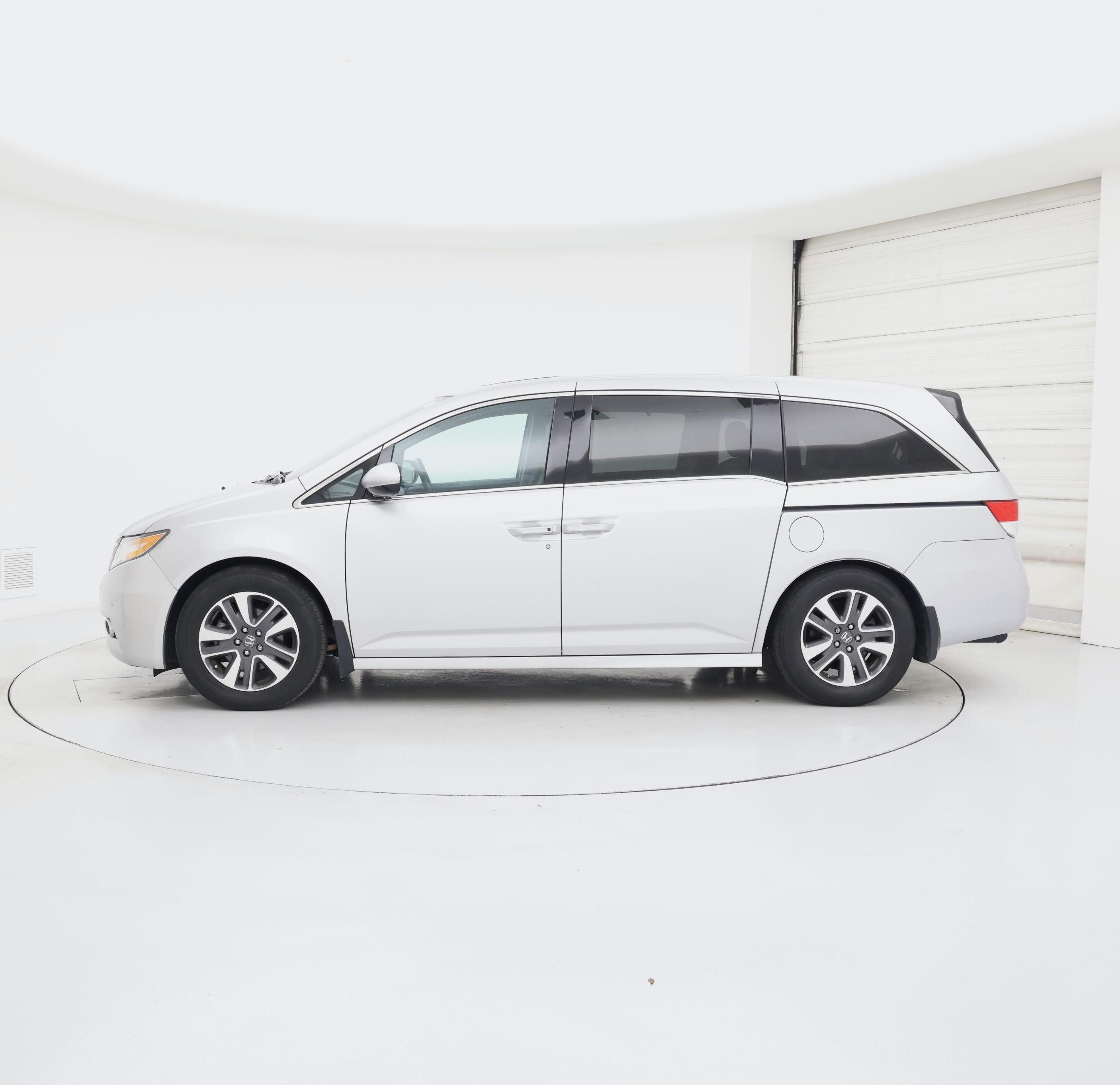 Thumbnail: 2014 Honda Odyssey - 3