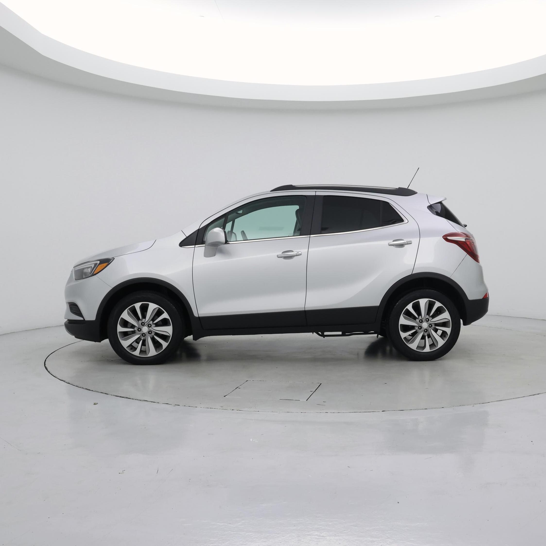 Thumbnail: 2020 Buick Encore - 3