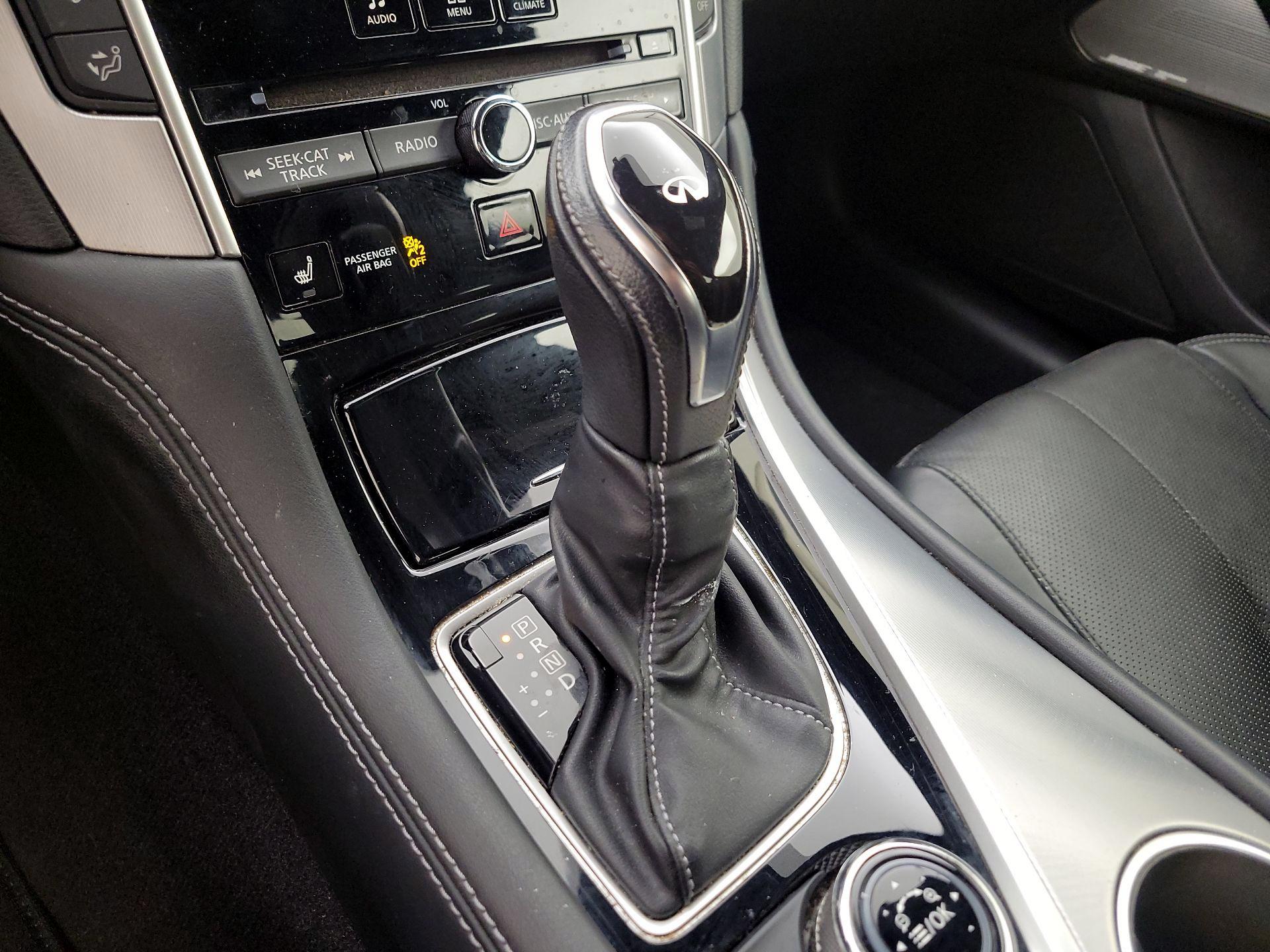 Thumbnail: 2017 INFINITI Q60 - 18