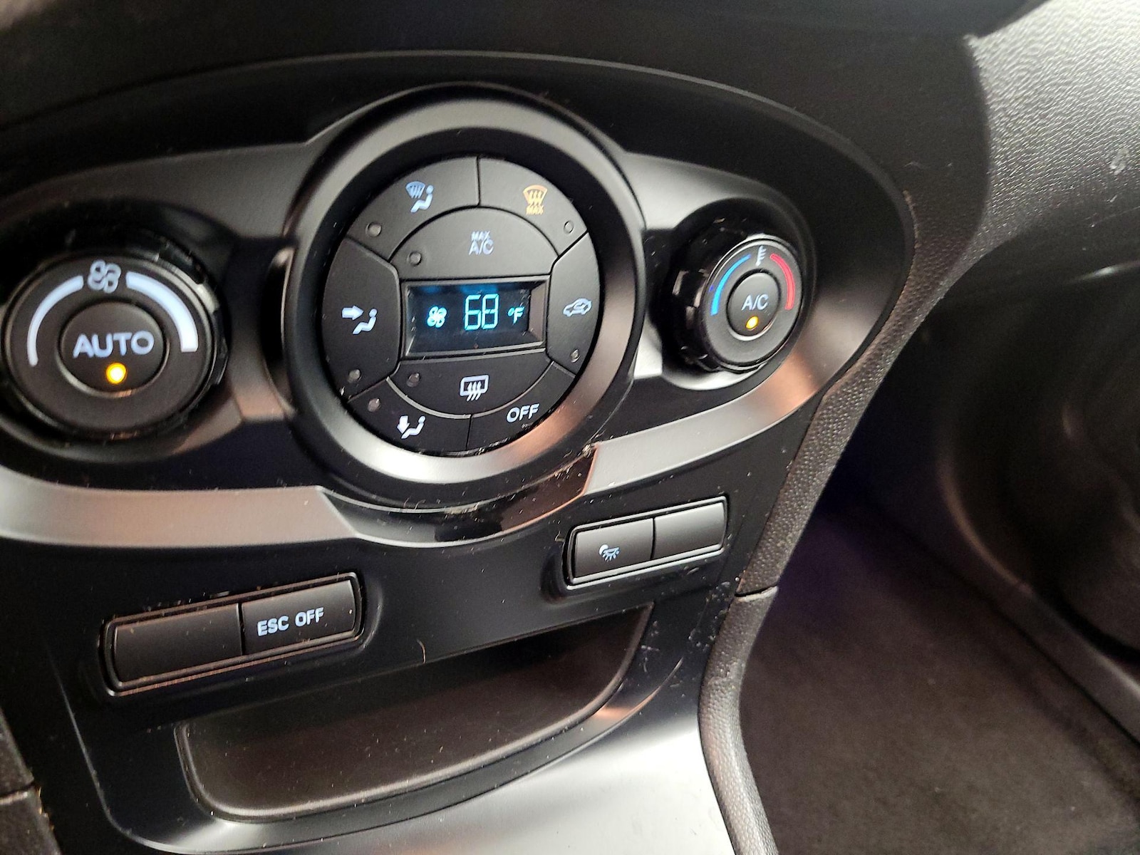 2016 Ford Fiesta ST - Photo 15