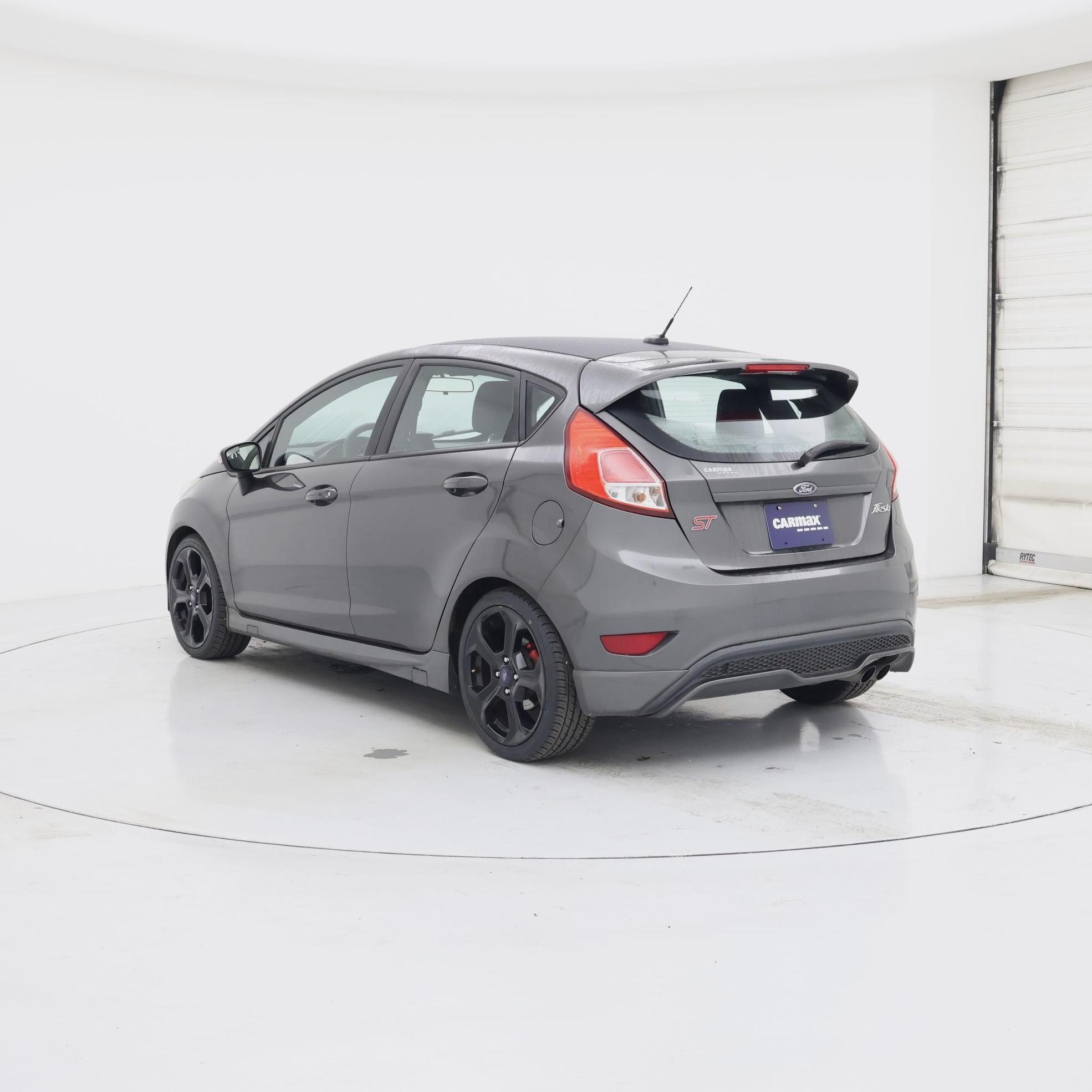Thumbnail: 2016 Ford Fiesta - 2