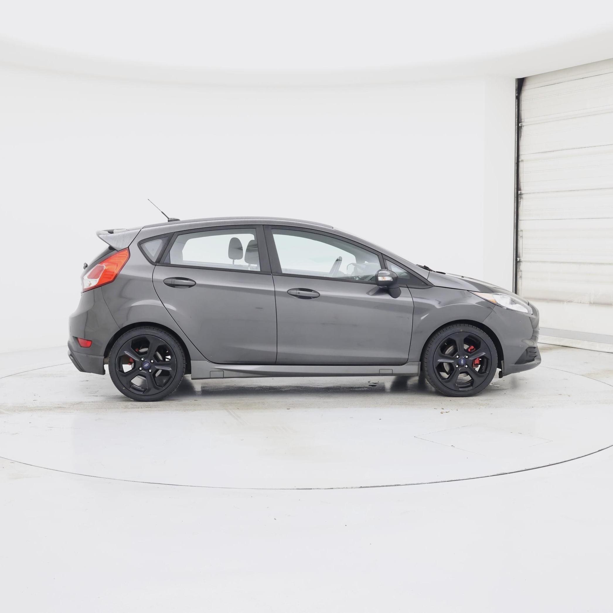 Thumbnail: 2016 Ford Fiesta - 7