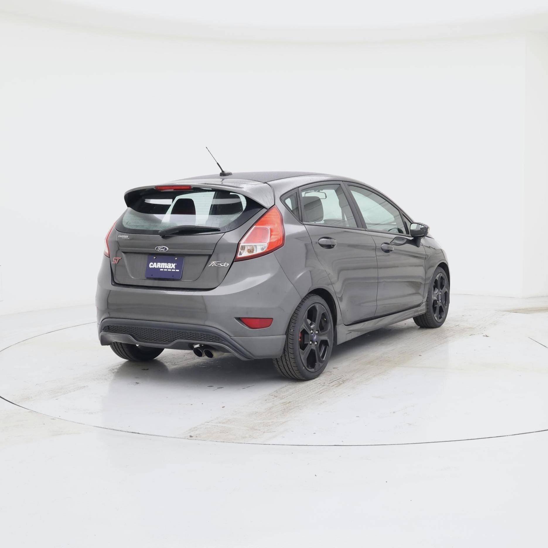 Thumbnail: 2016 Ford Fiesta - 8