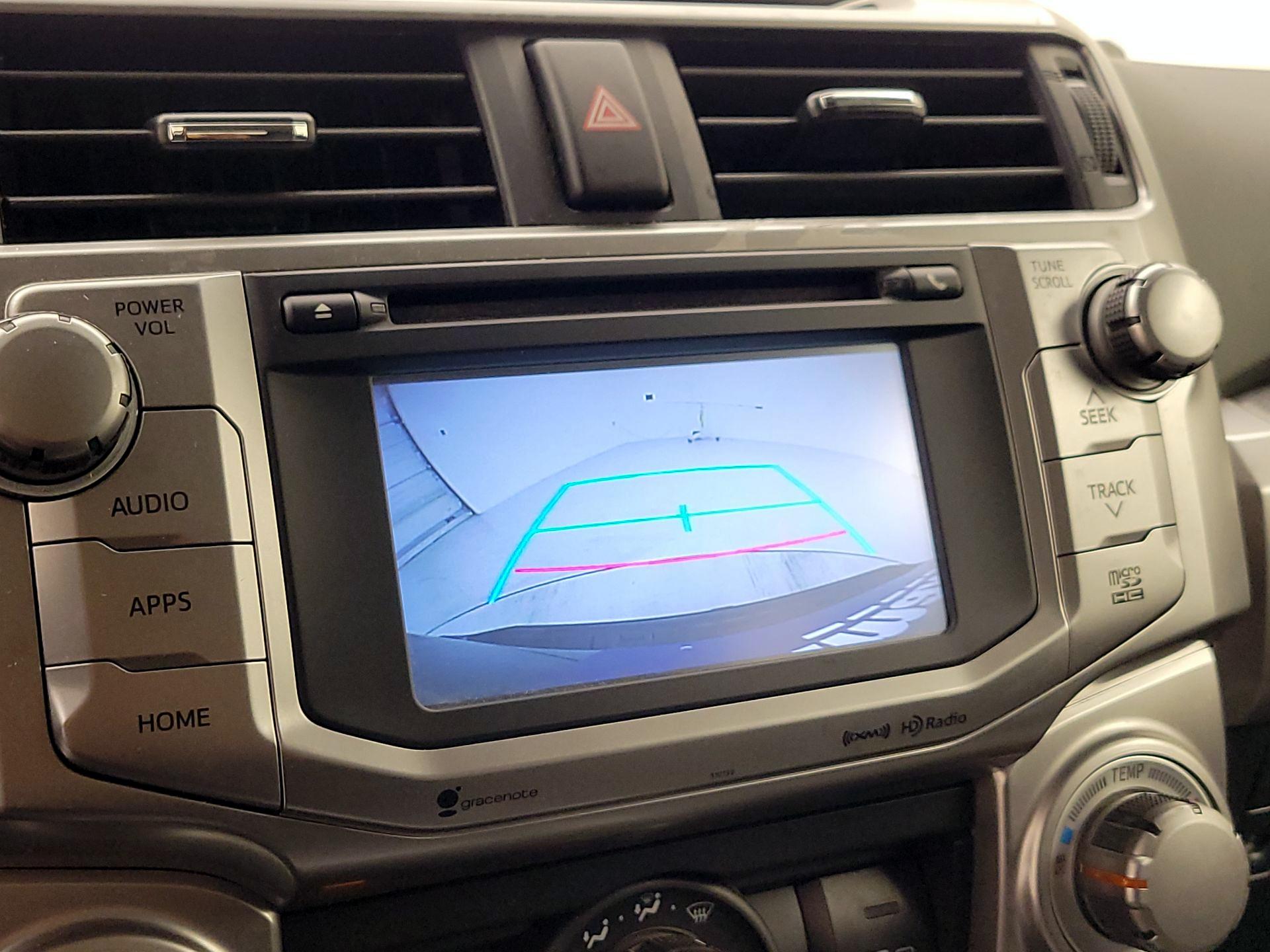 Thumbnail: 2016 Toyota 4Runner - 14