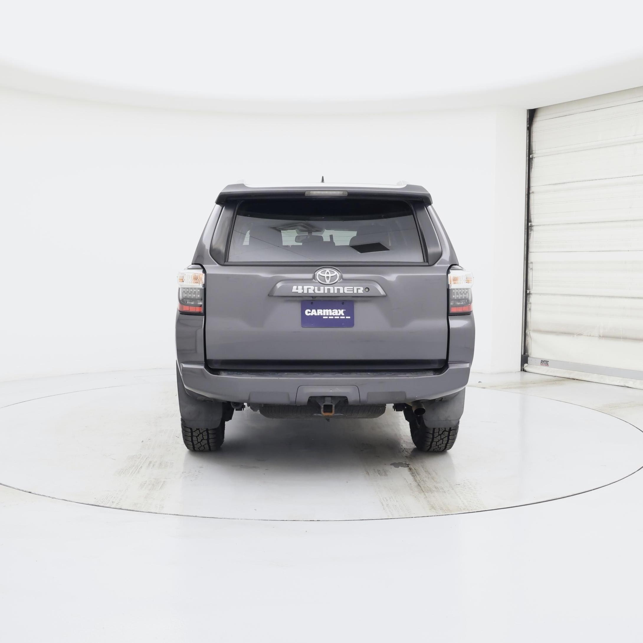 Thumbnail: 2016 Toyota 4Runner - 6