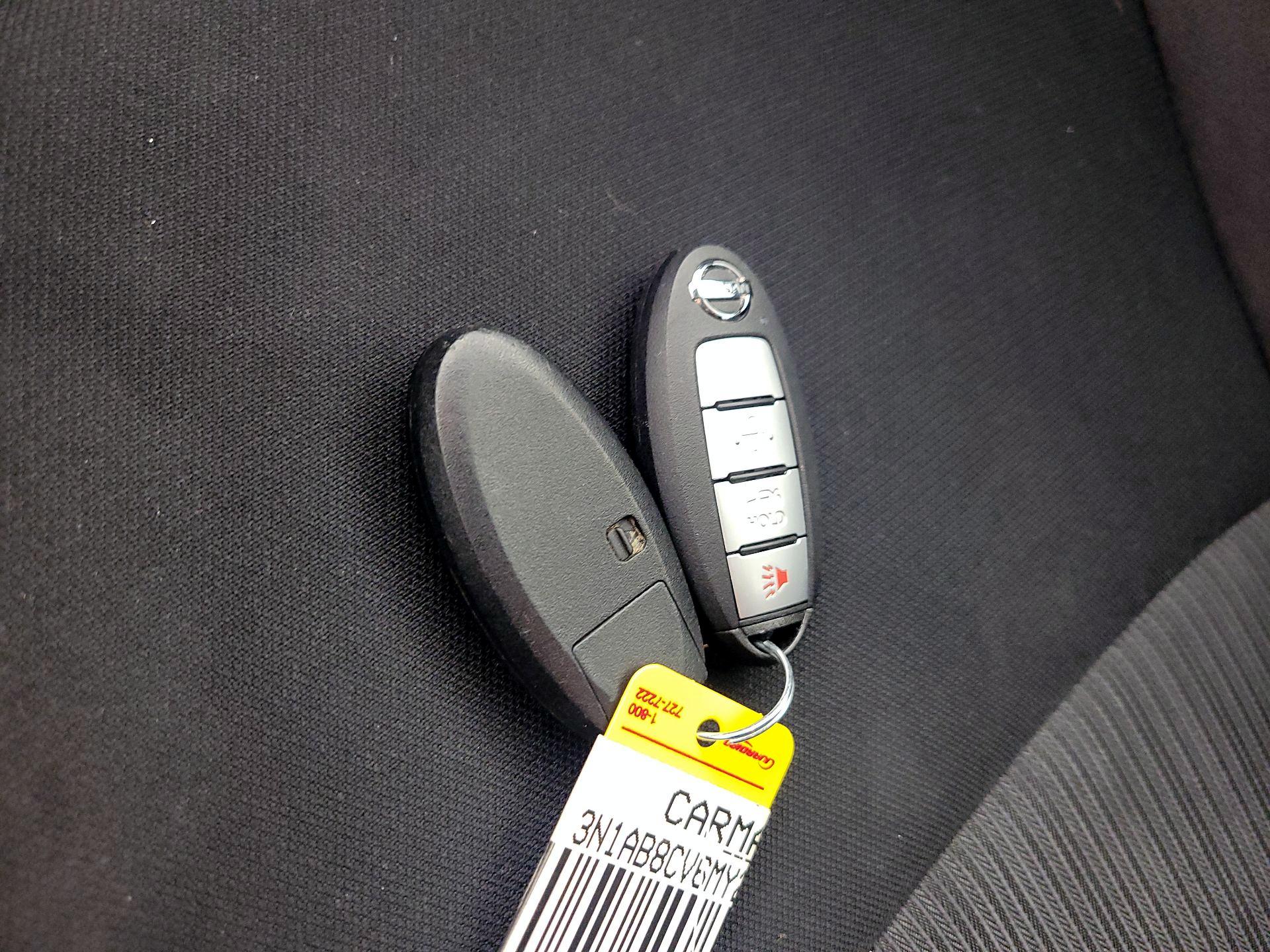 Thumbnail: 2021 Nissan Sentra - 18