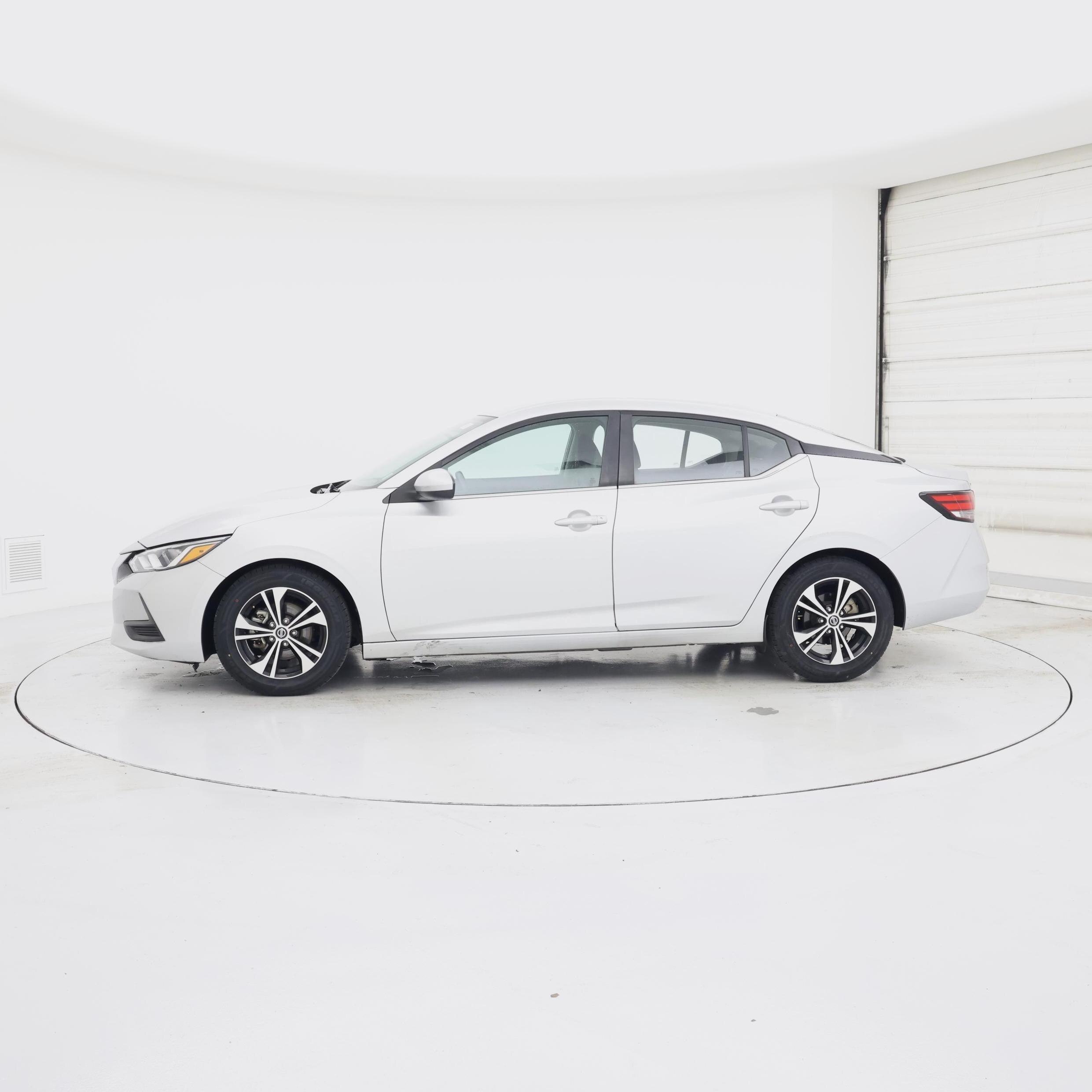 Thumbnail: 2021 Nissan Sentra - 3