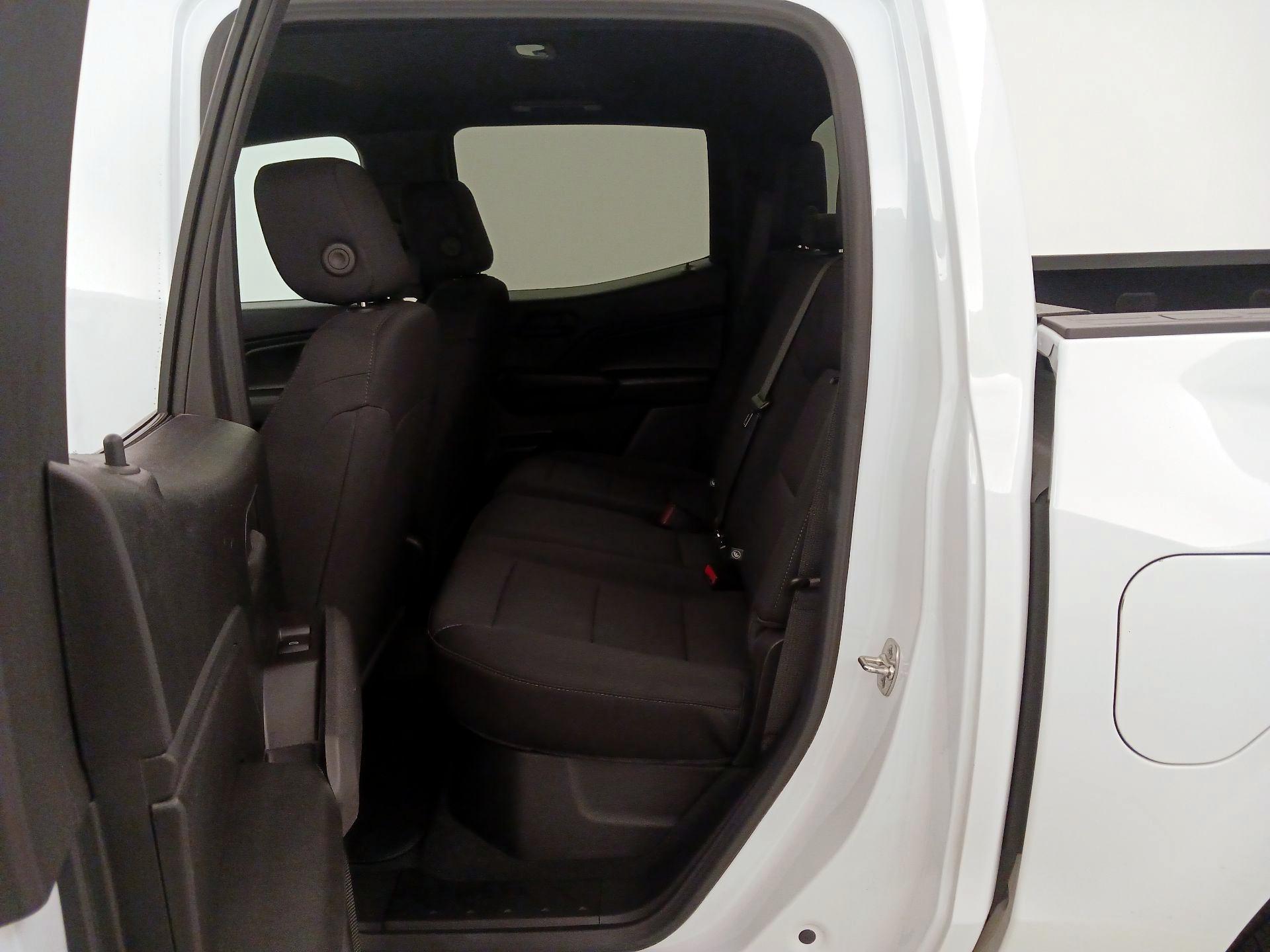 Thumbnail: 2024 Chevrolet Colorado - 20