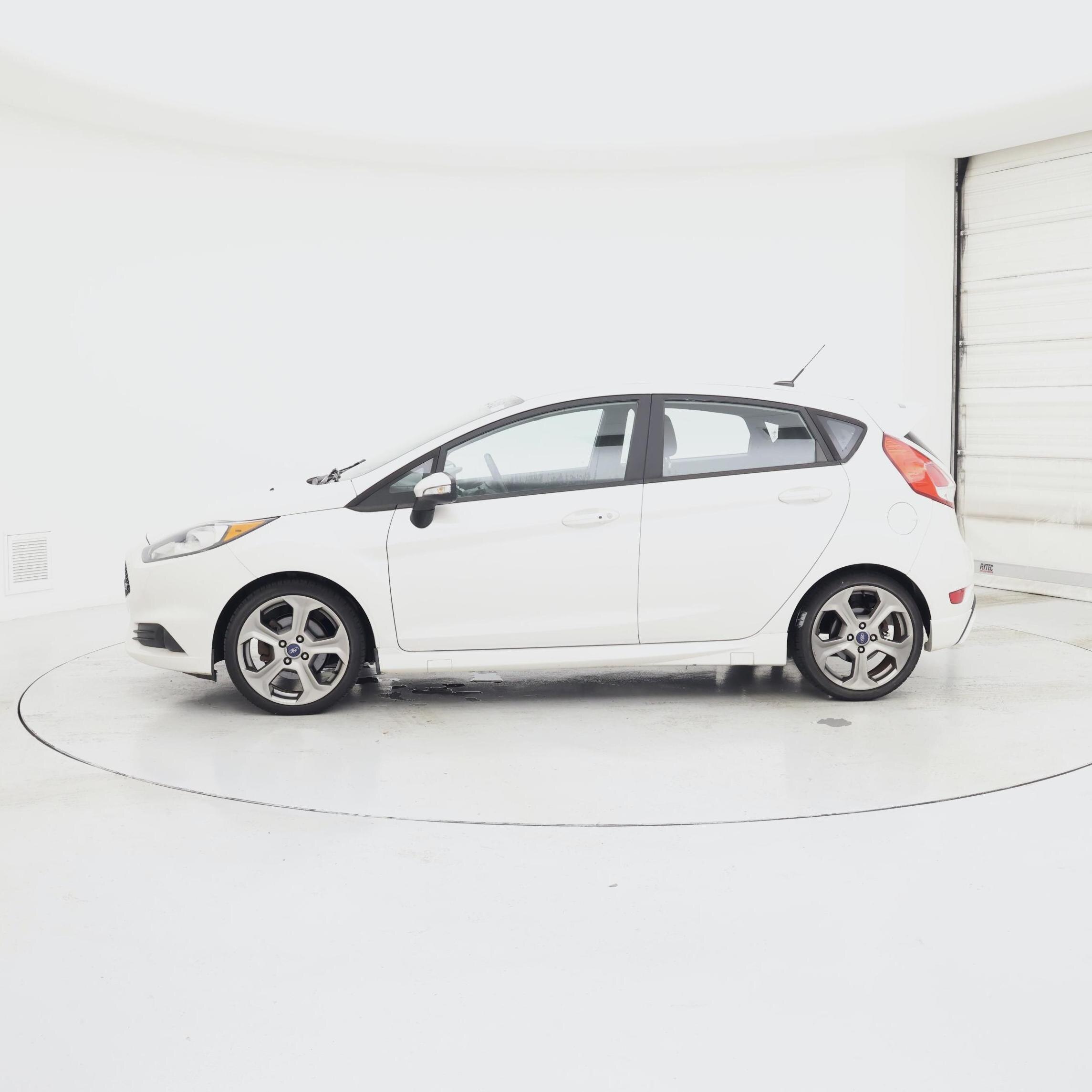 Thumbnail: 2018 Ford Fiesta - 3