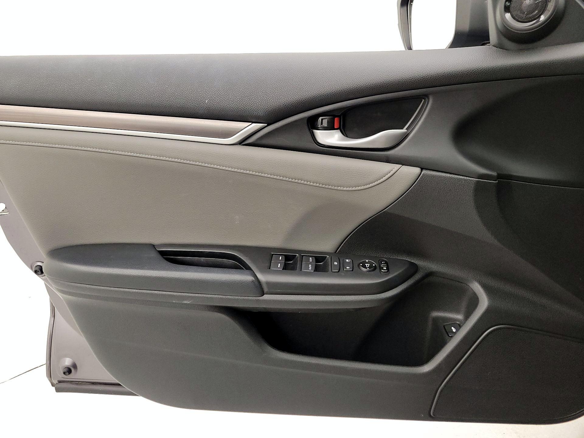 Thumbnail: 2019 Honda Civic - 12