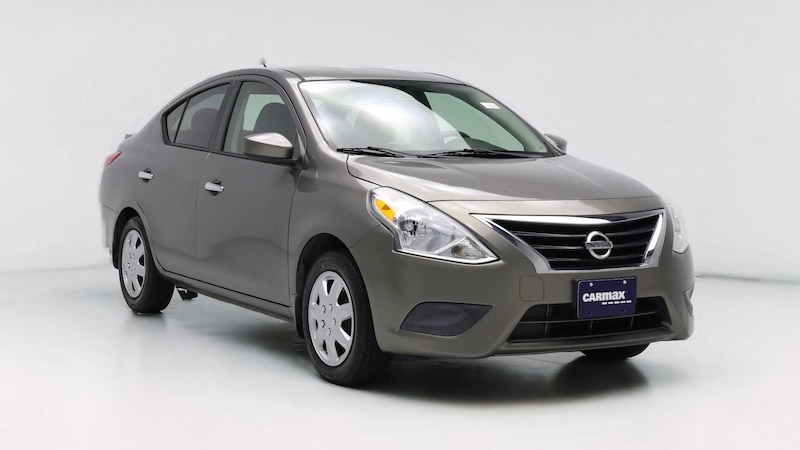 2015 Nissan Versa SV Hero Image