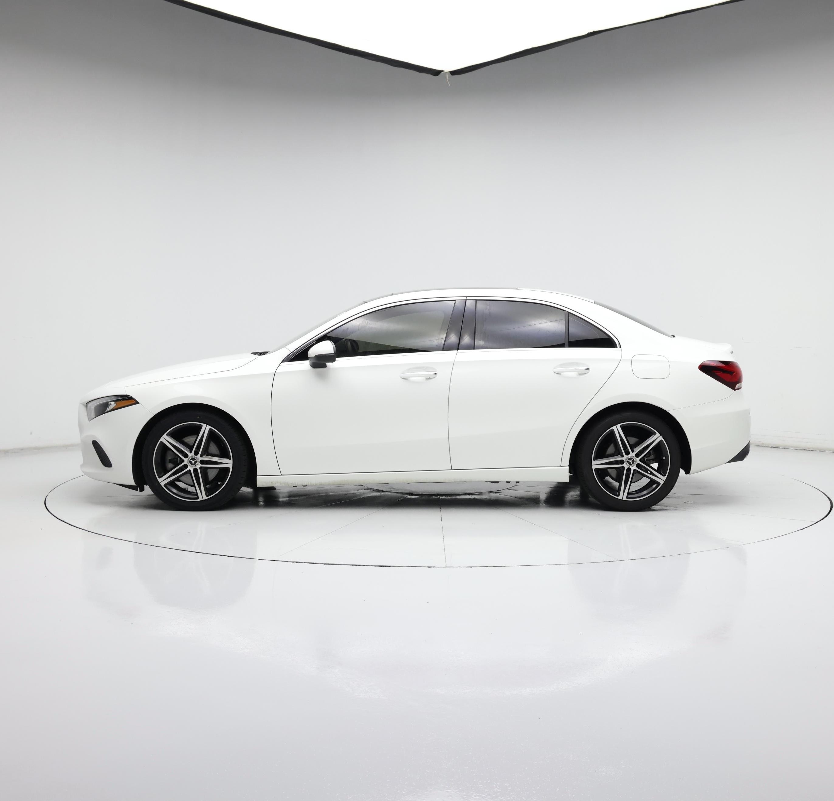 Thumbnail: 2022 Mercedes-Benz A-Class - 3