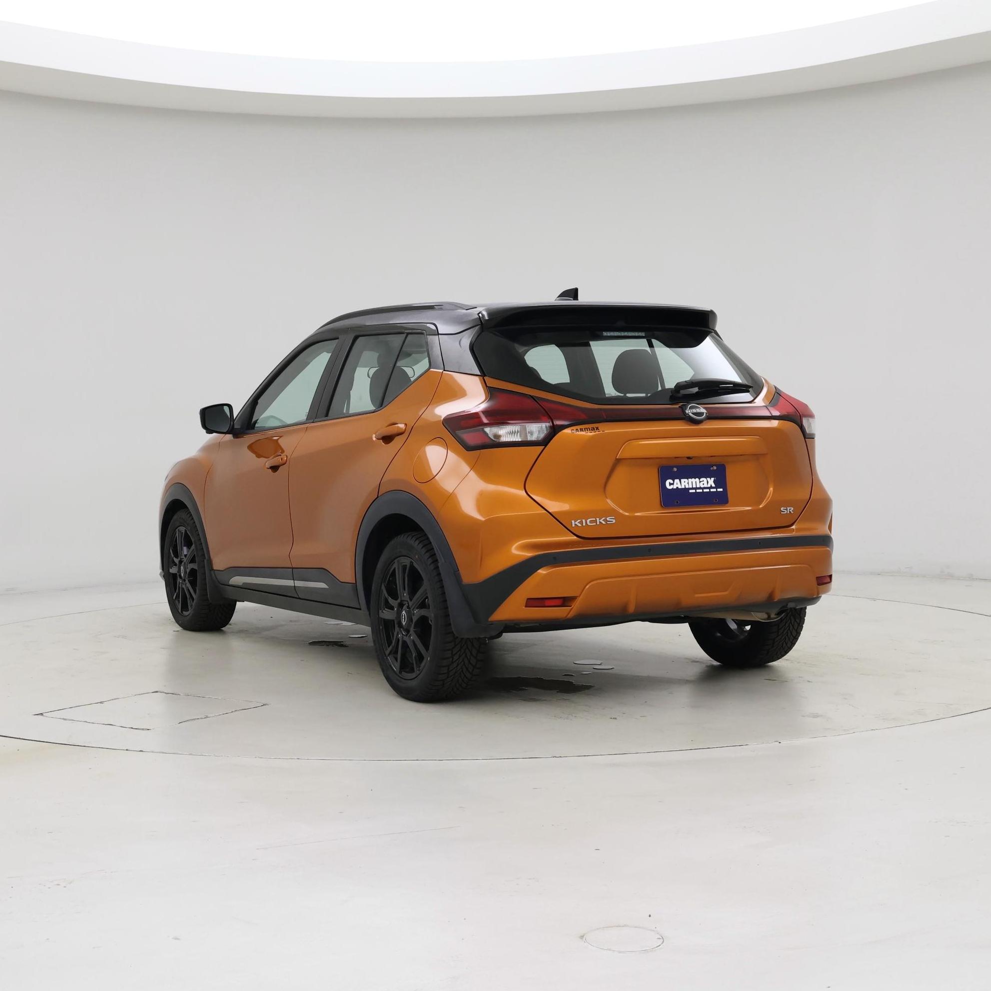 Thumbnail: 2022 Nissan Kicks - 2