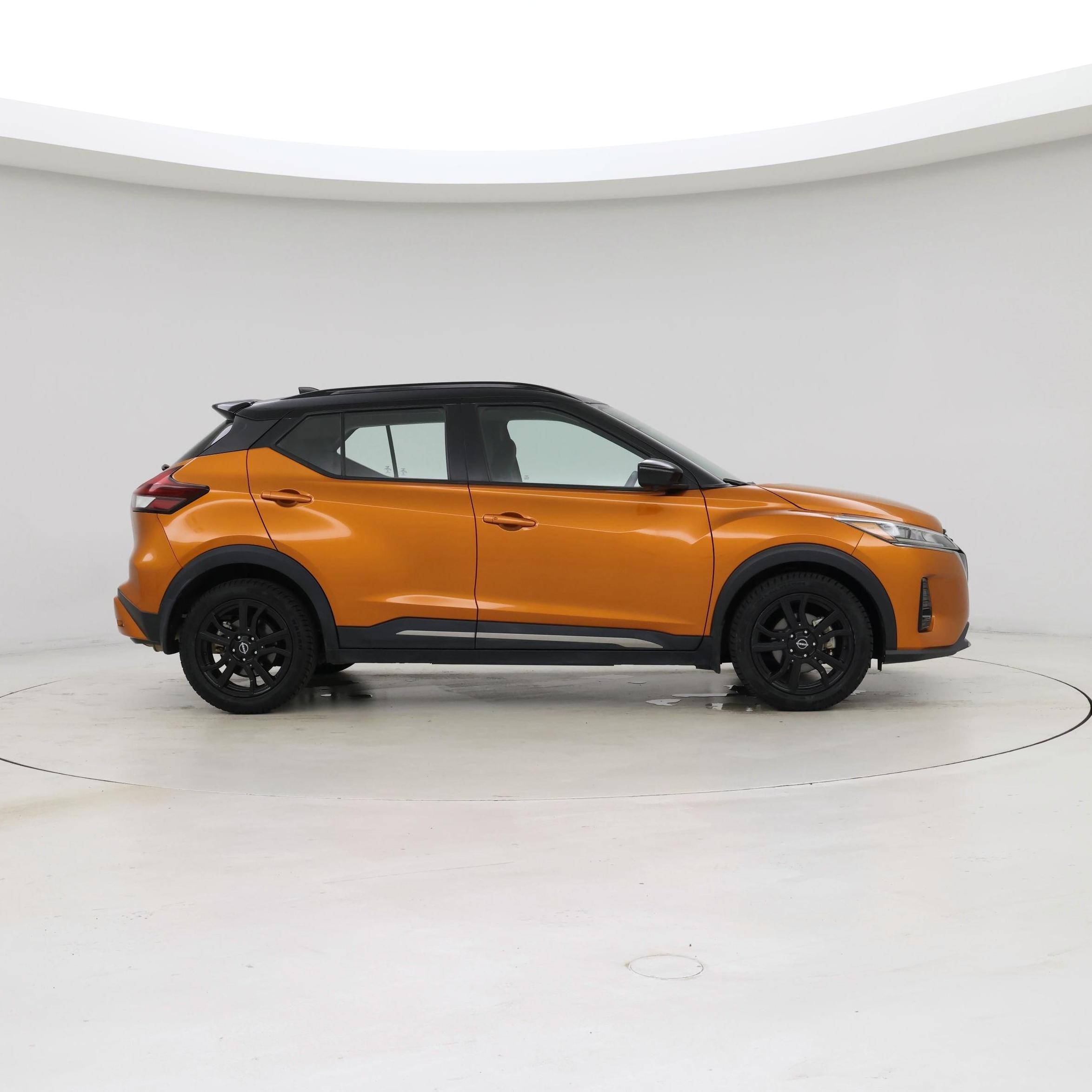 Thumbnail: 2022 Nissan Kicks - 7