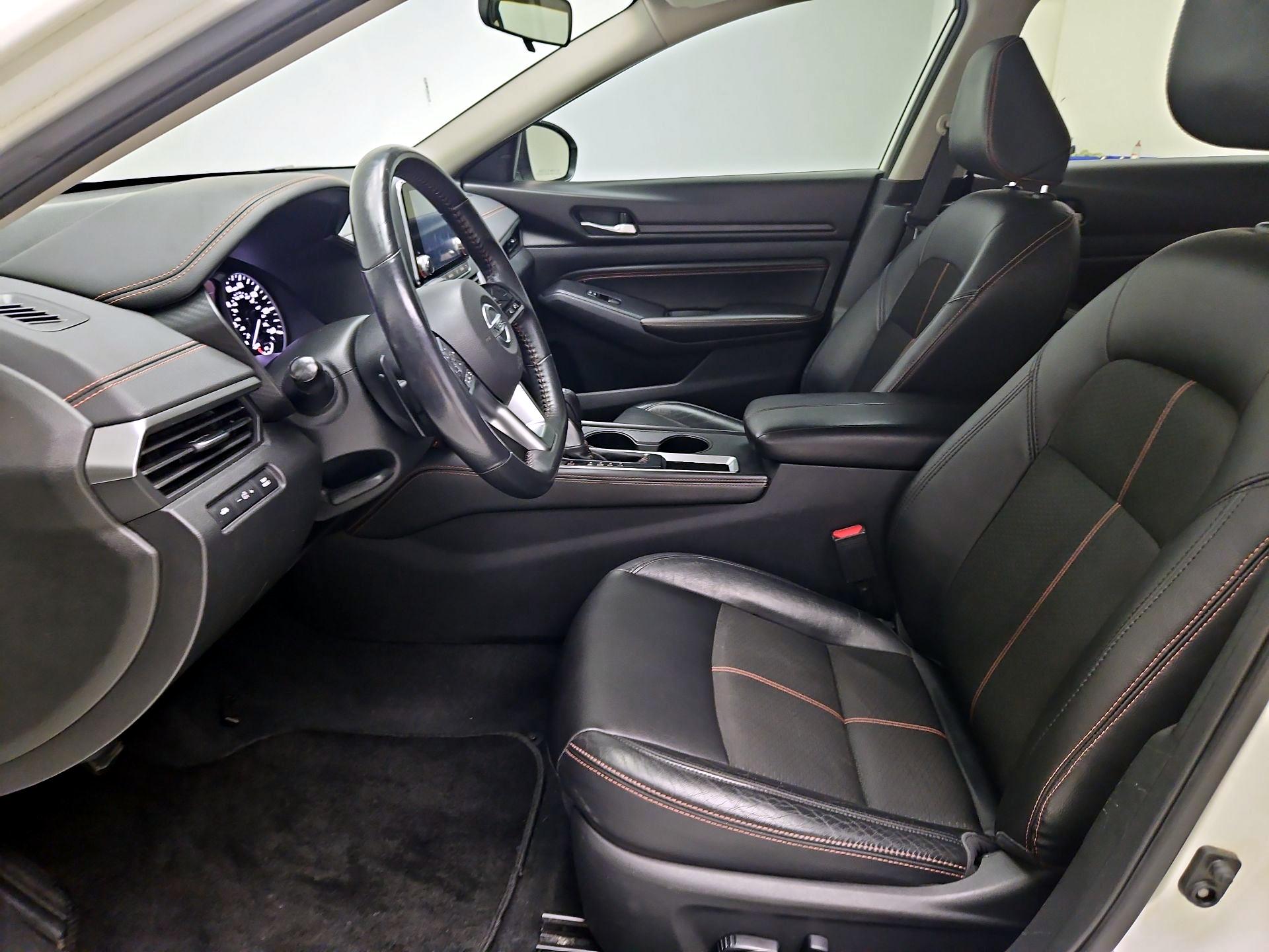 Thumbnail: 2019 Nissan Altima - 11