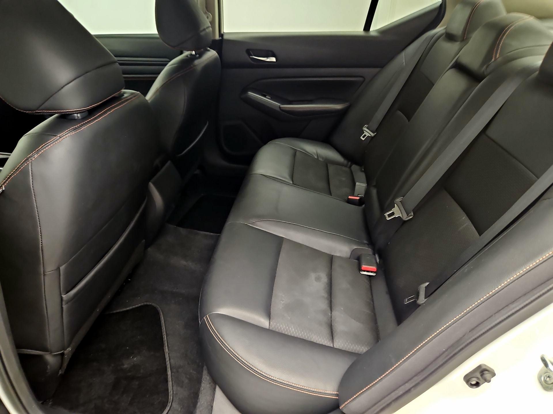 Thumbnail: 2019 Nissan Altima - 19