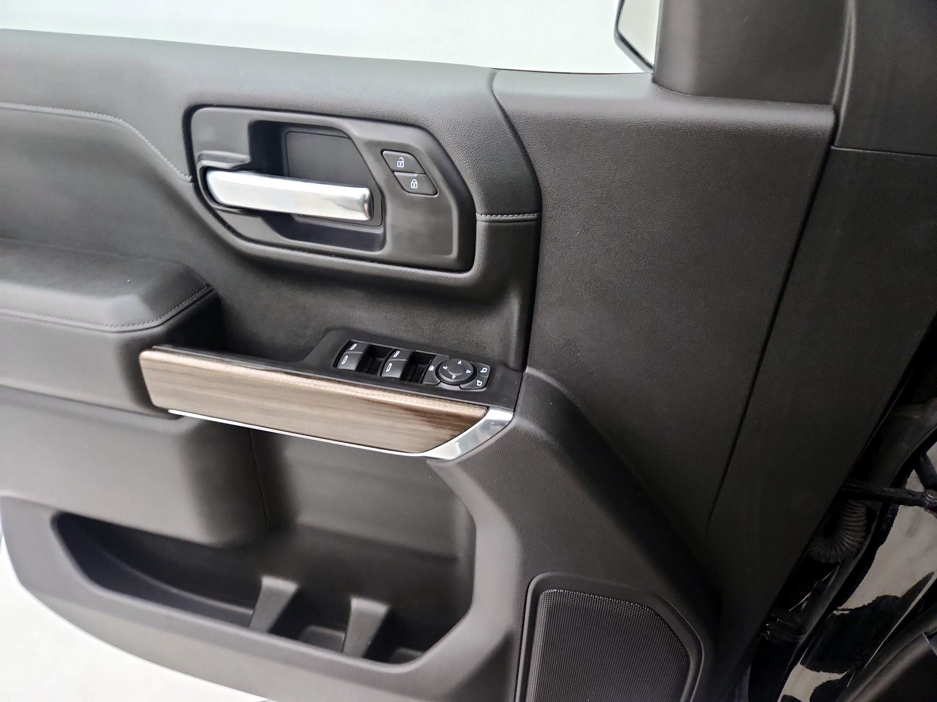 Thumbnail: 2021 Chevrolet Silverado 1500 - 12
