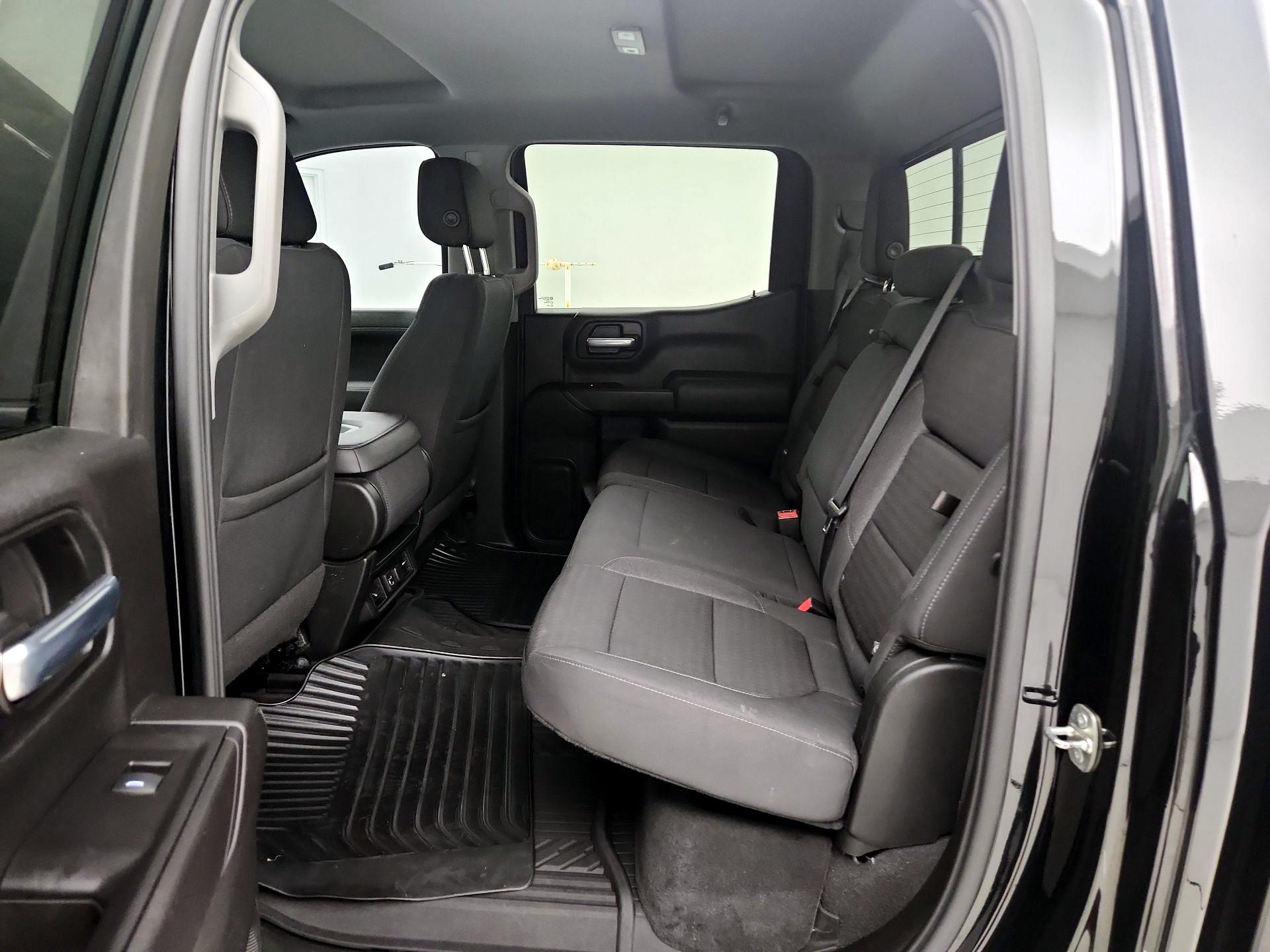 Thumbnail: 2021 Chevrolet Silverado 1500 - 19